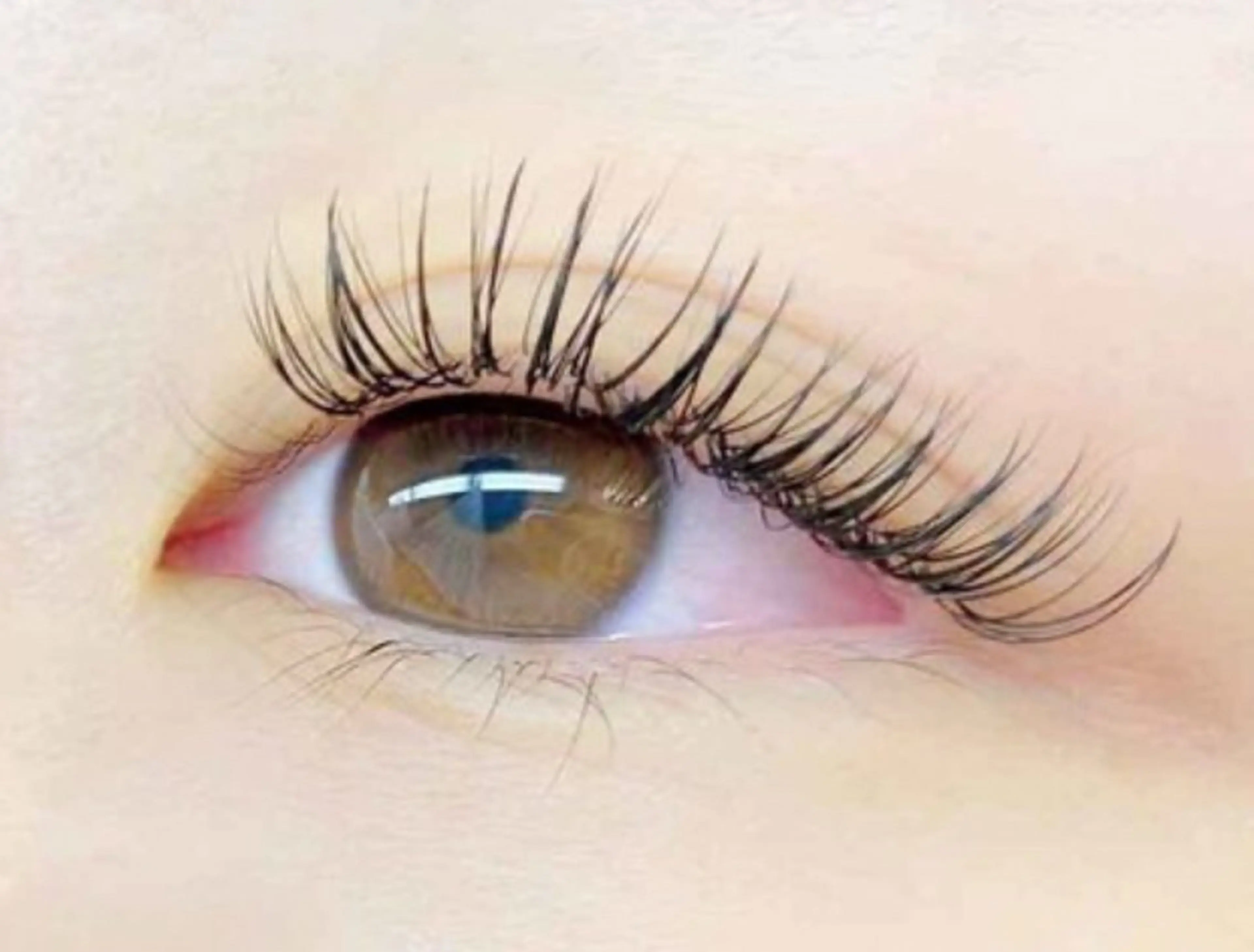 マツエク・マツパ プラスアイ新宿西口 駅前店🍯HIROのマツエク・マツパデザイン