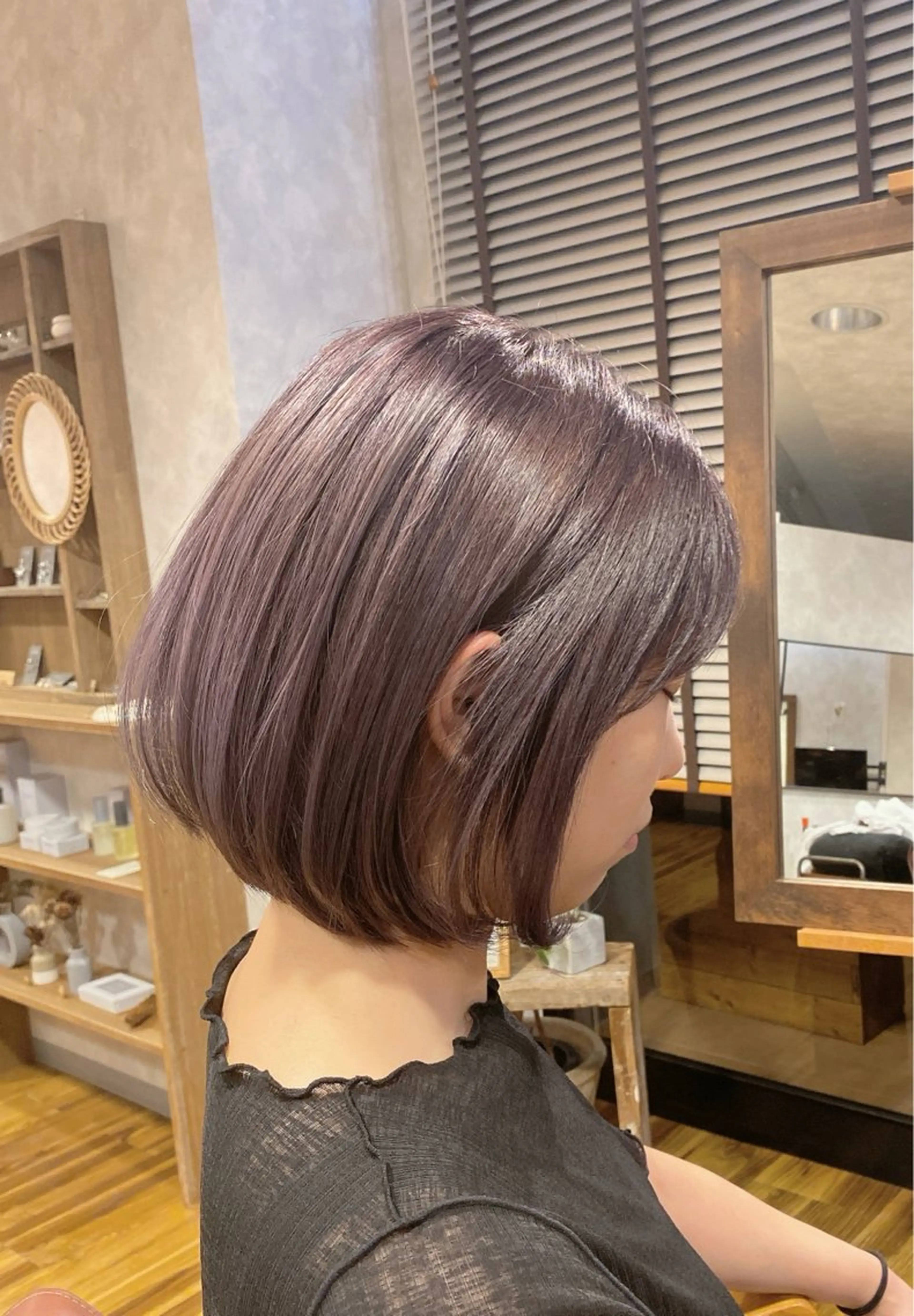 ショート カラー CROCHE クロッシュのヘアスタイル