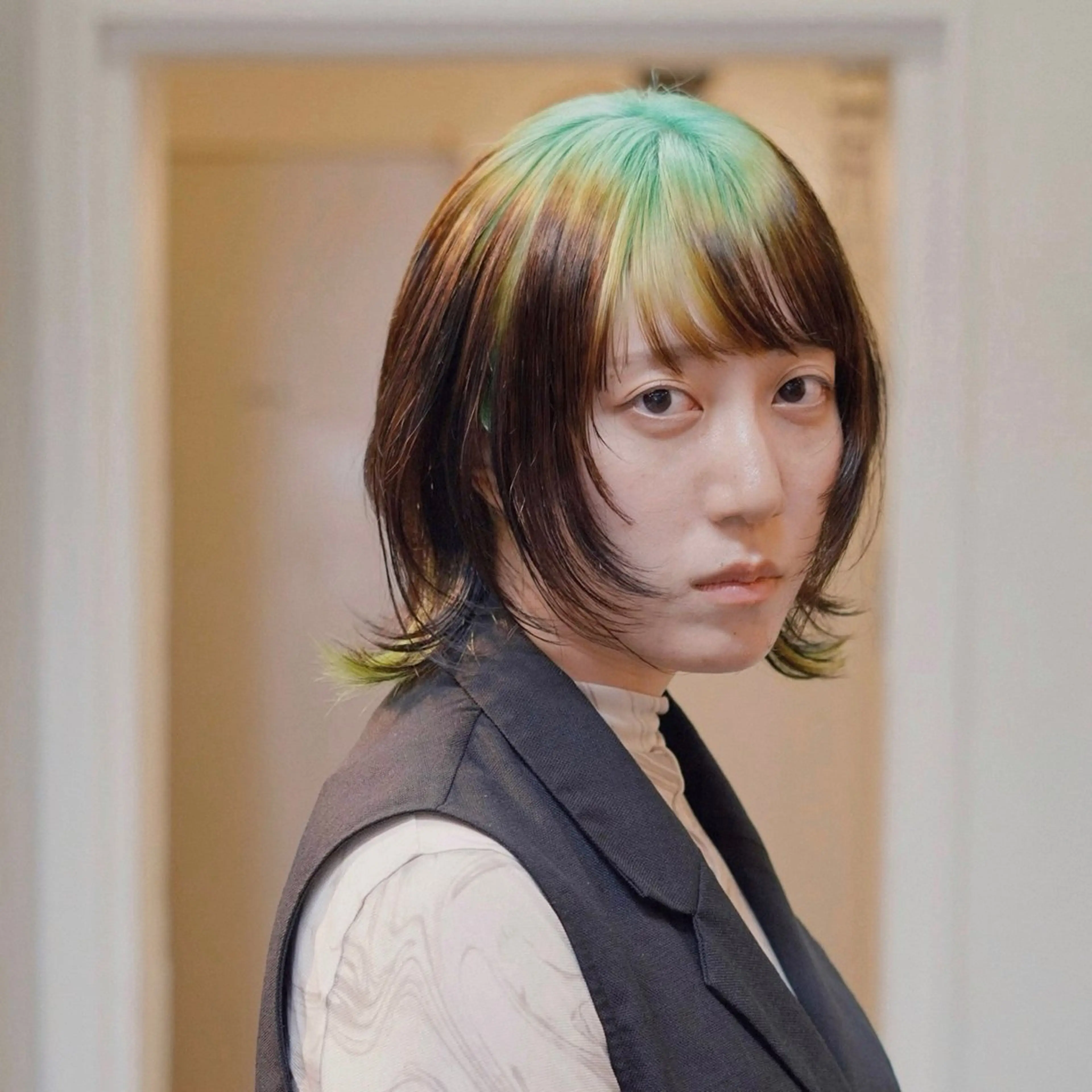 ミディアム カラー ブリーチ 今出 りょうやのヘアスタイル