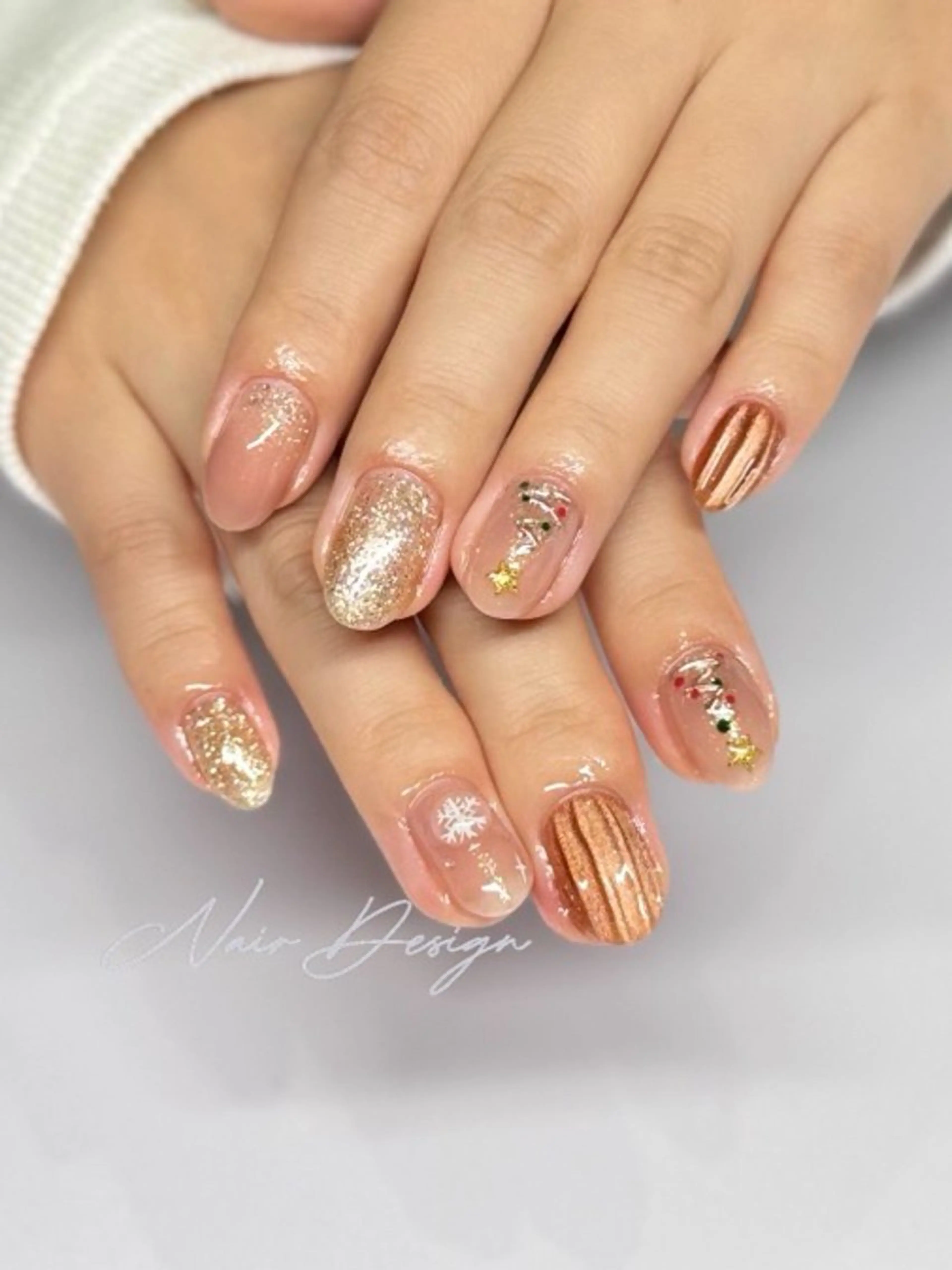 ネイル 冬ネイル クリスマス 𝓝𝓪𝓲𝓻 𝓝𝓪𝓲𝓵のネイルデザイン