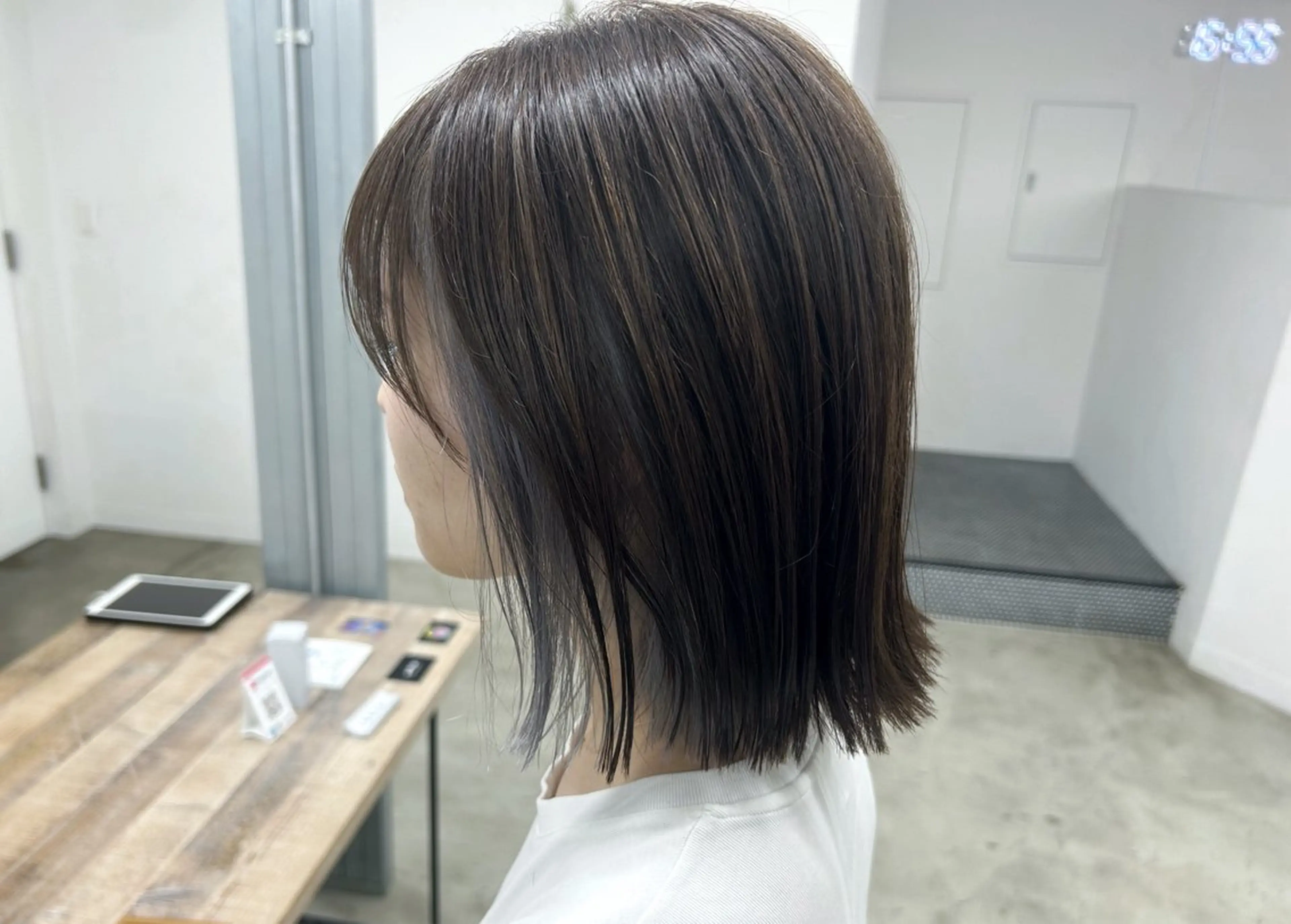 ミディアム カット ヘアカラー トリートメント ⭐️当日OK⭐️ 岩田峻のヘアスタイル