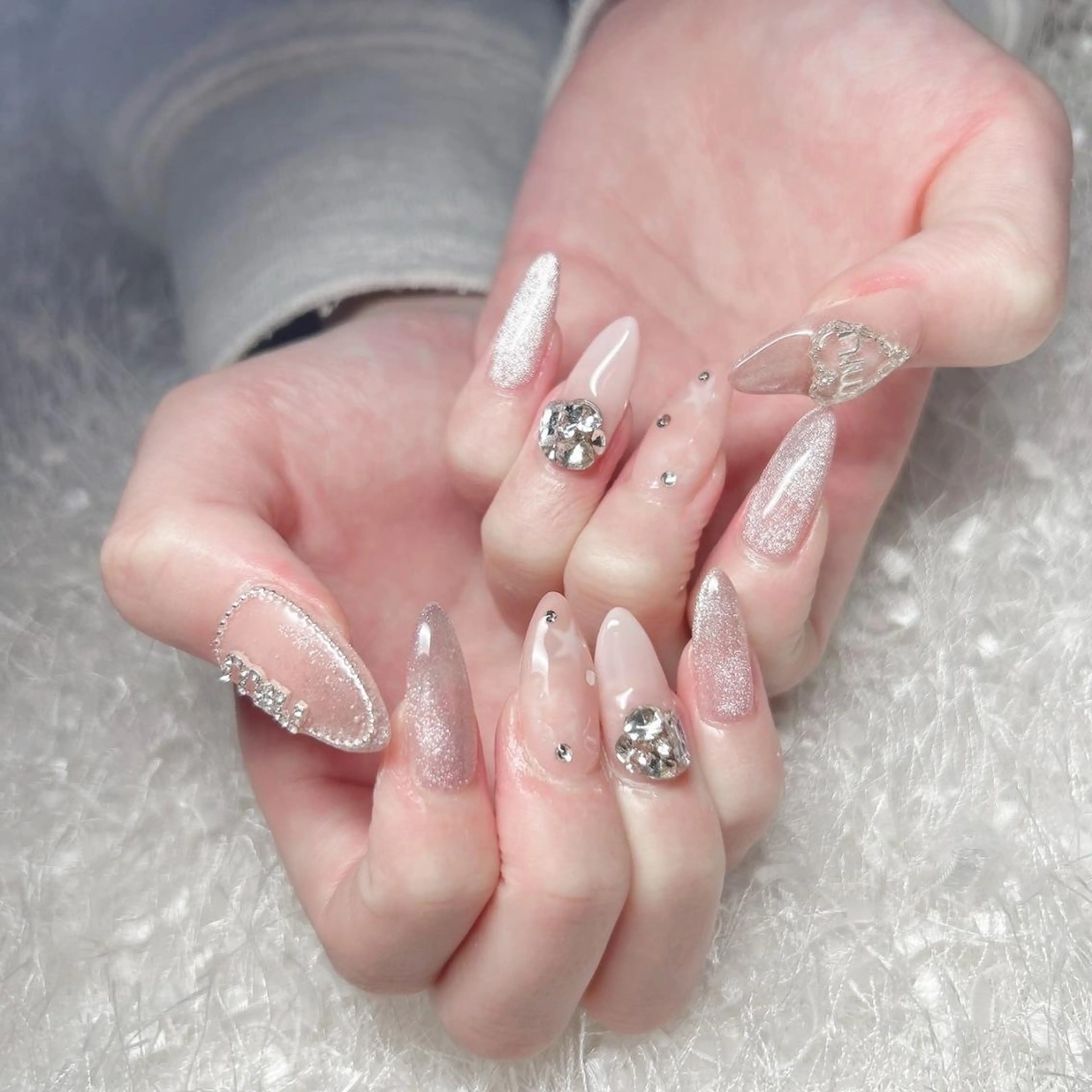 ネイル 長さ出し フレンチネイル ジェルネイル グラデーション 韓国ネイル ハンドネイル Nail&eye Belire 新宿のネイルデザイン