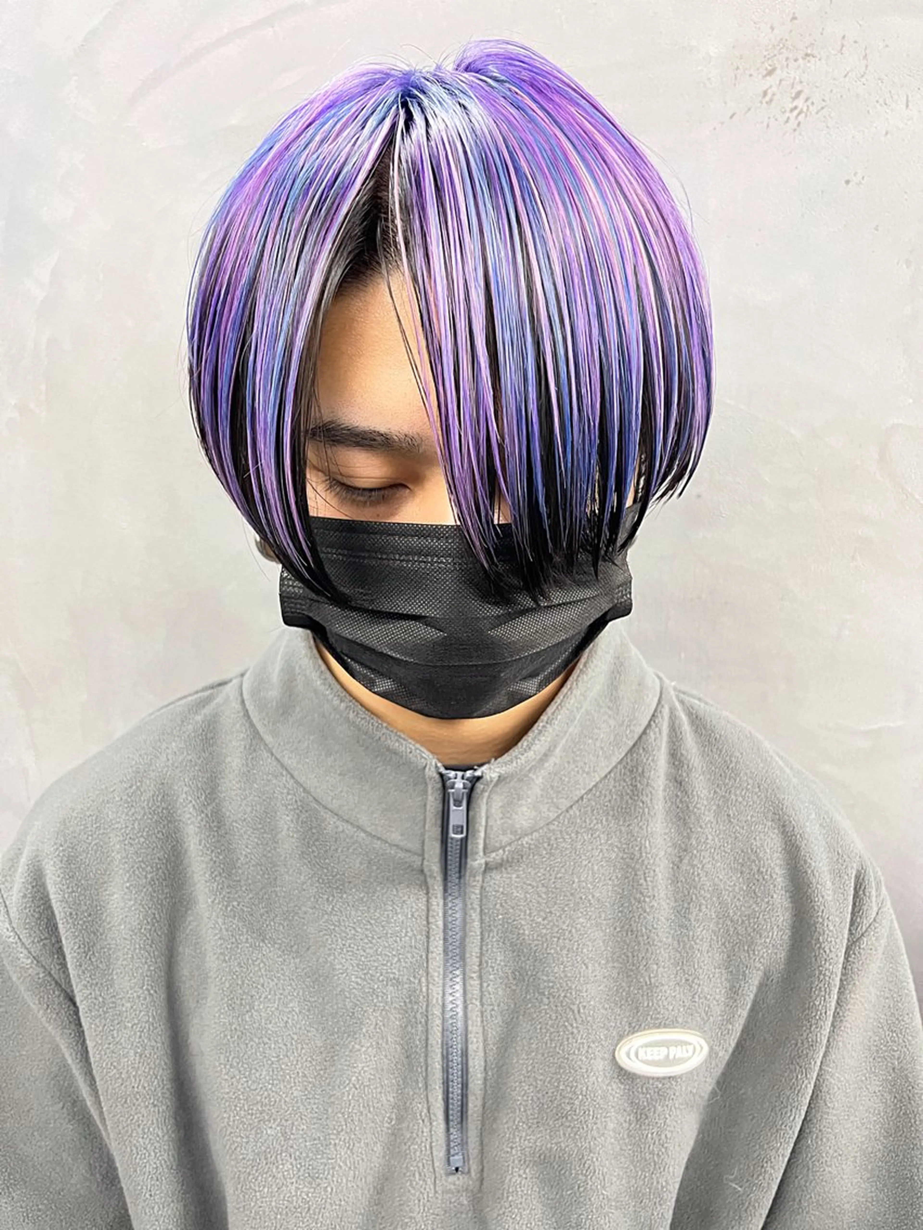 ショート カラー メンズ ブルーカラー デザインカラー パープルカラー カット ヘアカラー 【痛くないブリーチ】 野村友大のヘアスタイル