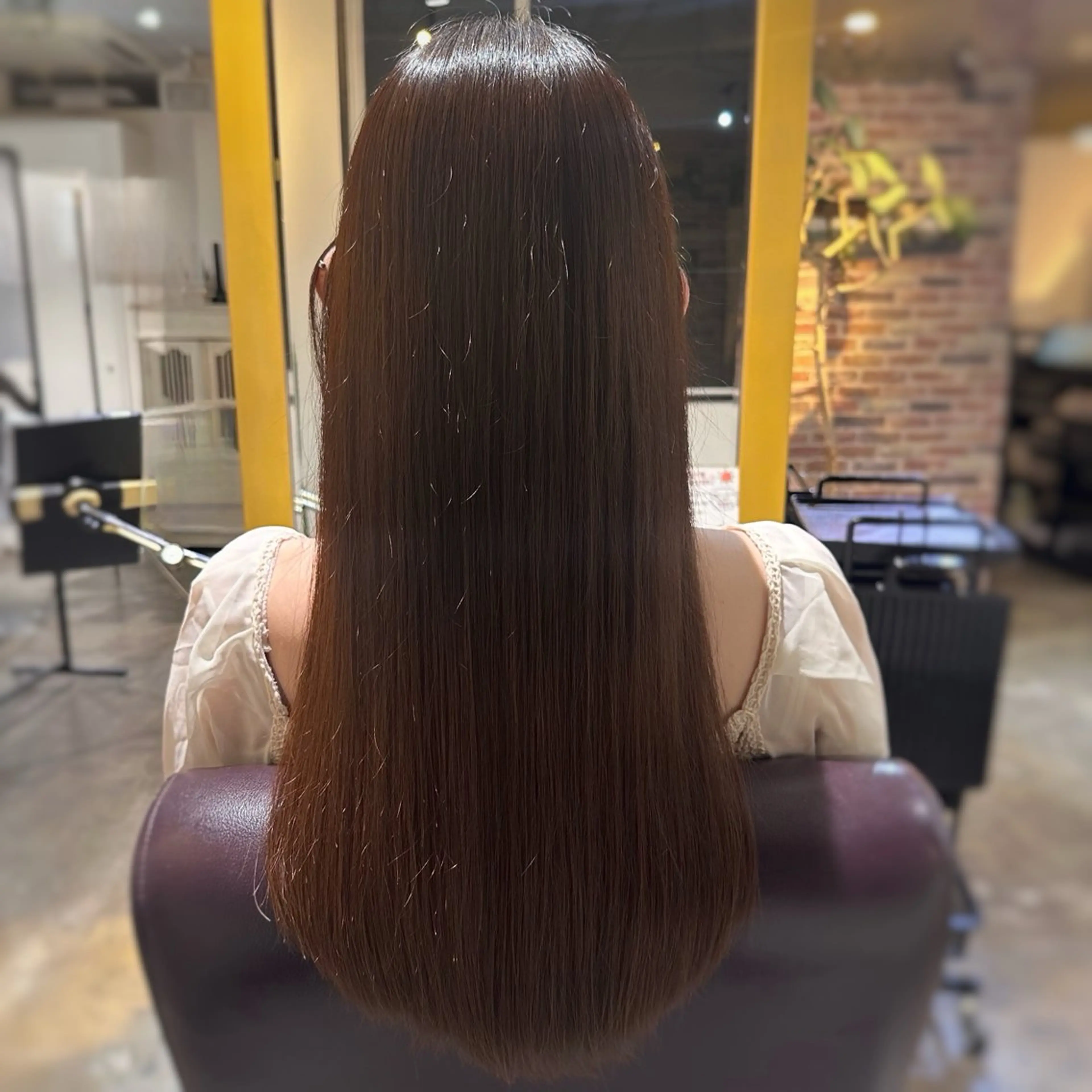 ロング カラー ブラウンカラー ショコラブラウン カット 縮毛矯正 心斎橋/レイヤー/ 艶カラー💖Sakiのヘアスタイル