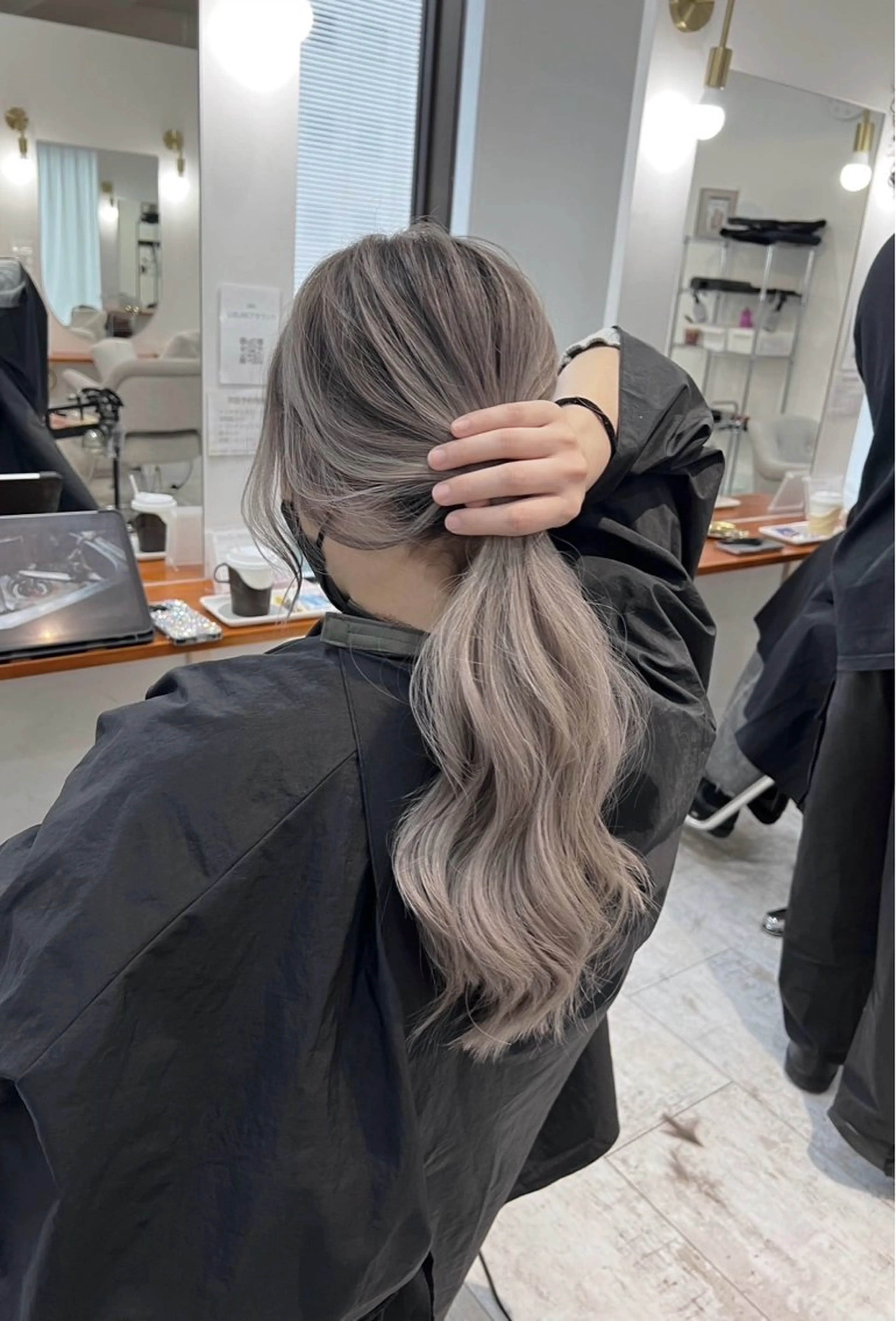 ロング カラー バレイヤージュ グレージュ レイヤーカット ヘアカラー トリートメント ROBIN所属・指名数No.1 /NAOYAのヘアスタイル