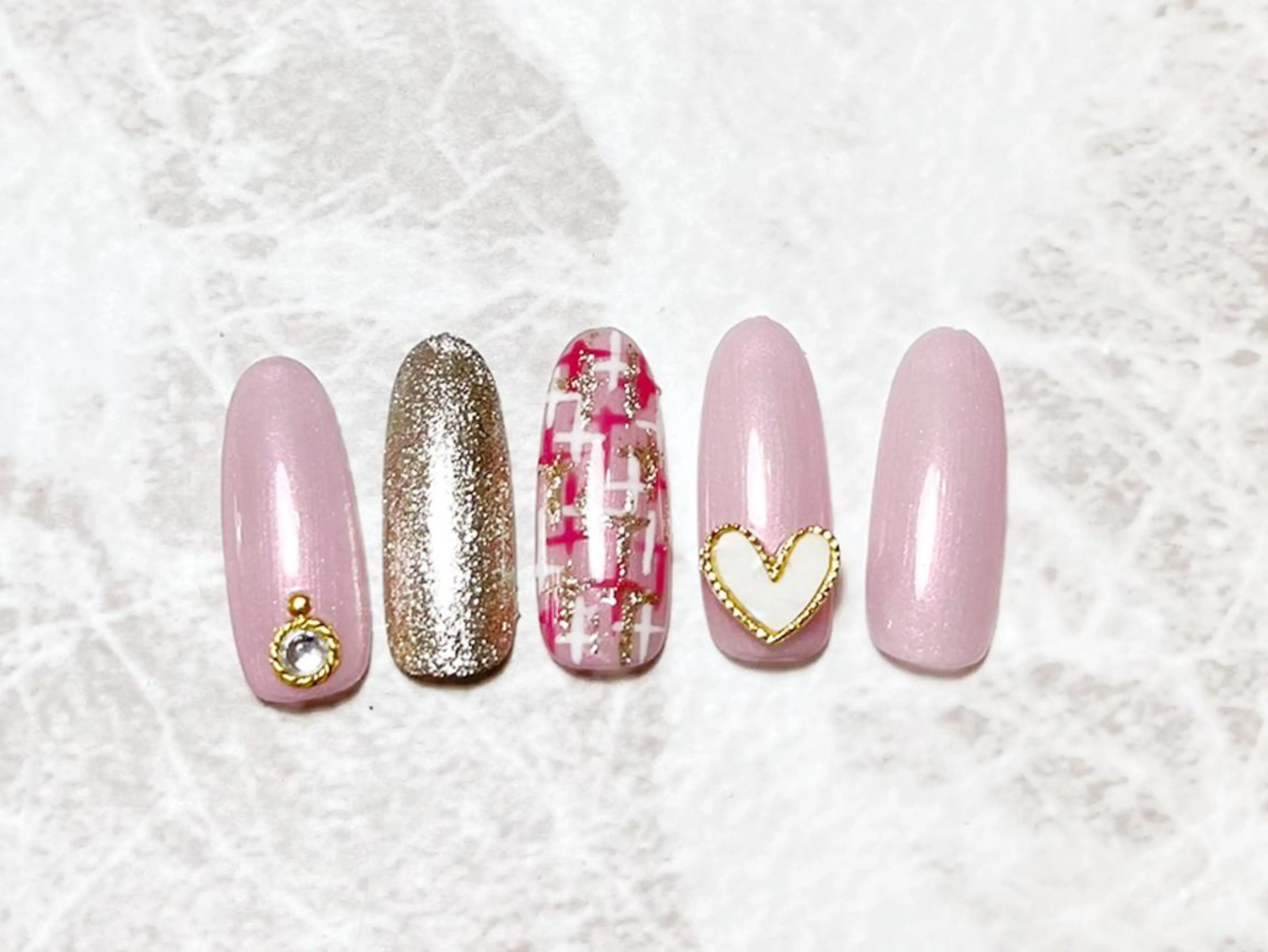 ネイル ハンドネイル マジック ミラーのネイルデザイン