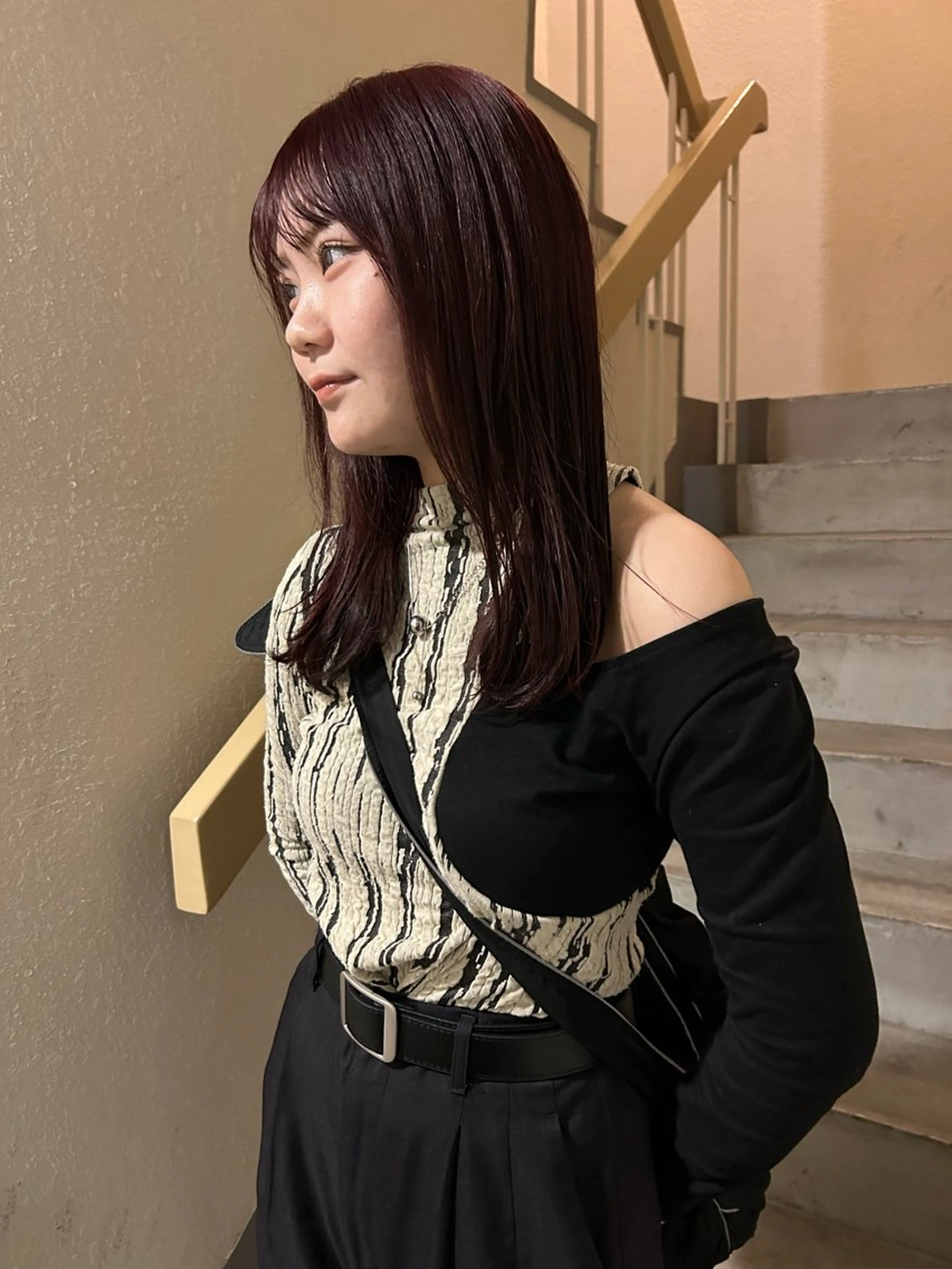 セミロング 薄暮 マツイ　レンのヘアスタイル