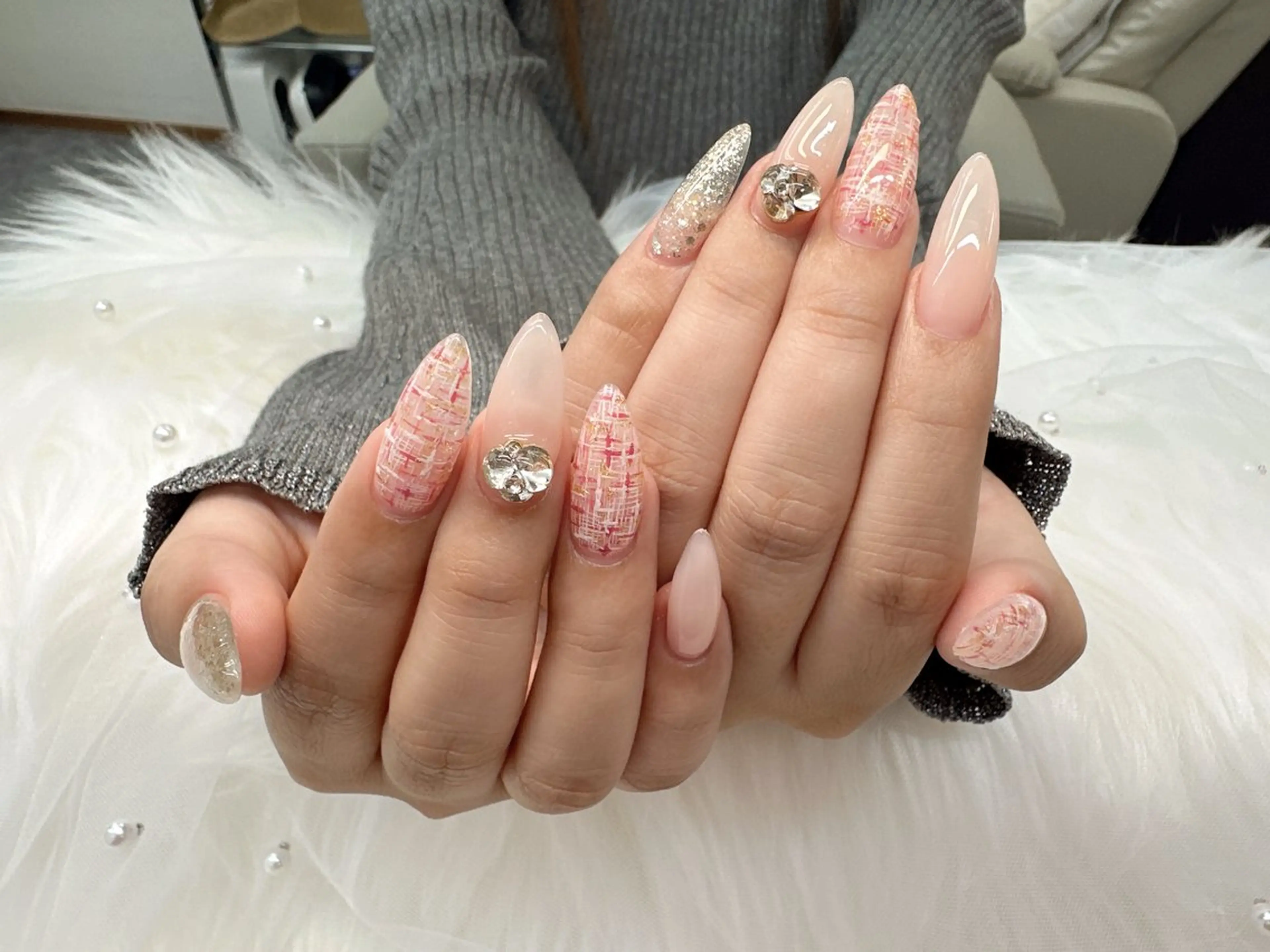 ネイル ハンドネイル MIKIネイル YUKAのネイルデザイン