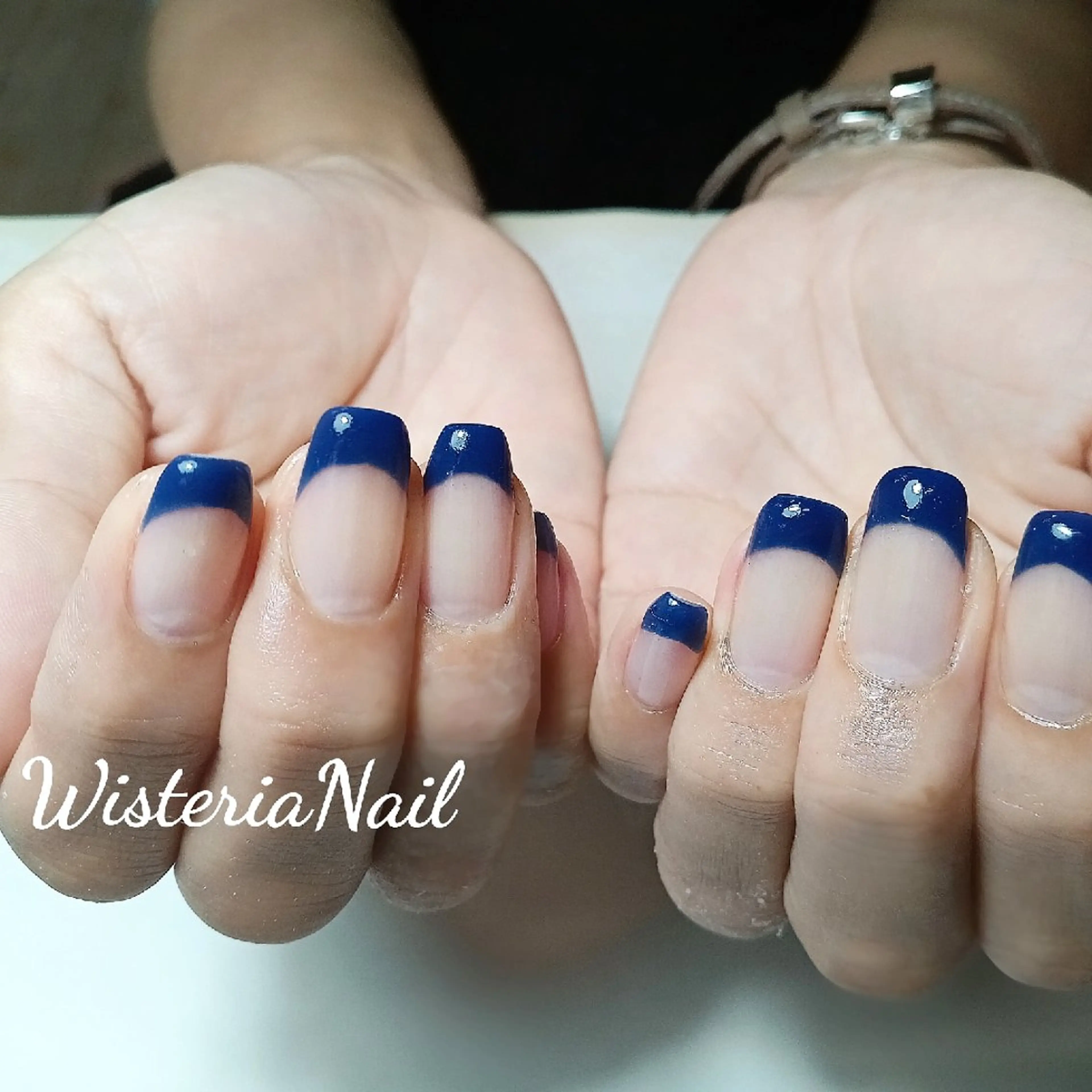 ネイル フレンチネイル ネイビー Wisteria Nail_Yukieのネイルデザイン