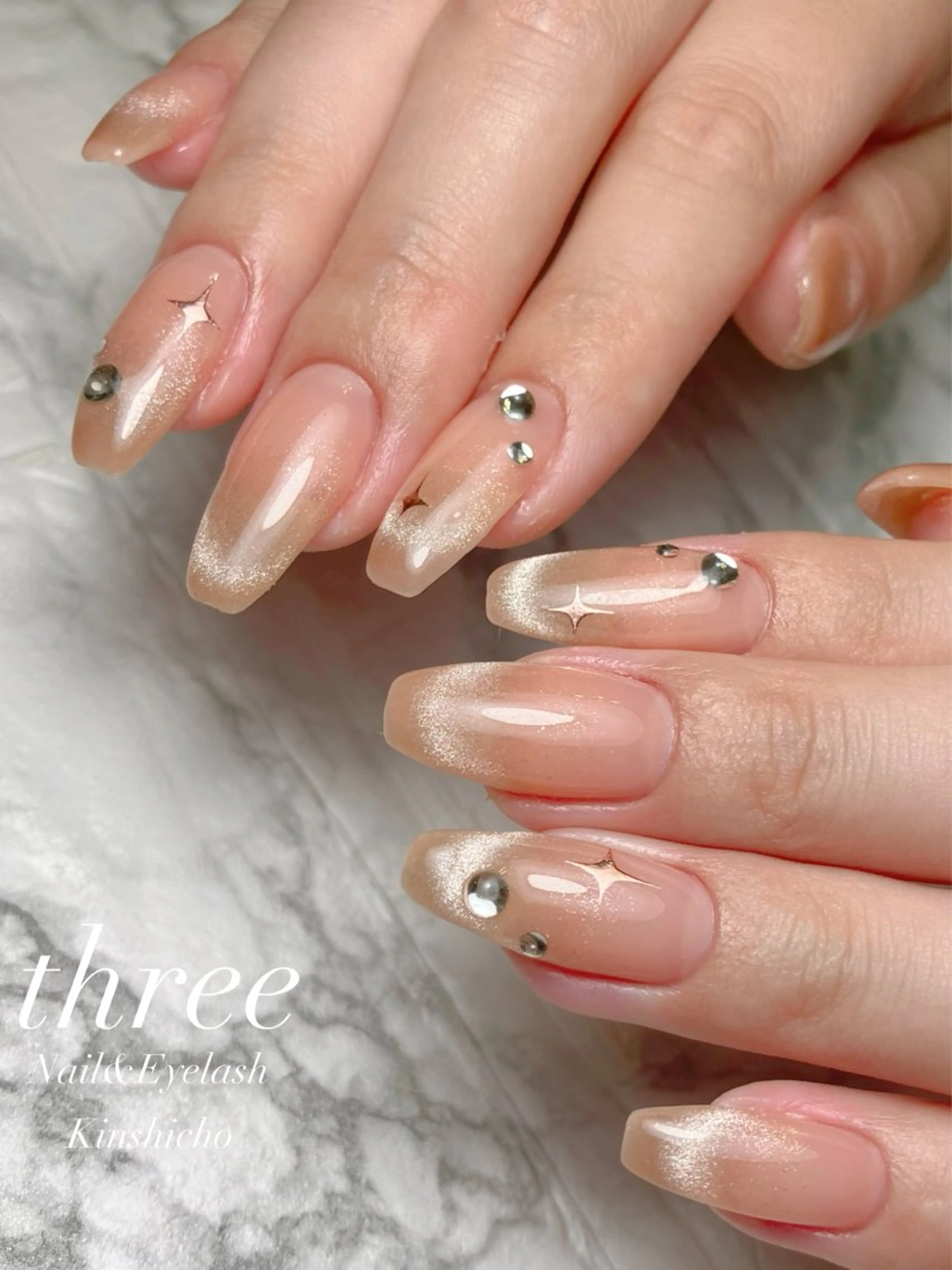 ネイル フレンチネイル 韓国ネイル マグネットネイル マグネットフレンチ ハンドネイル three Nail&Eyeのネイルデザイン