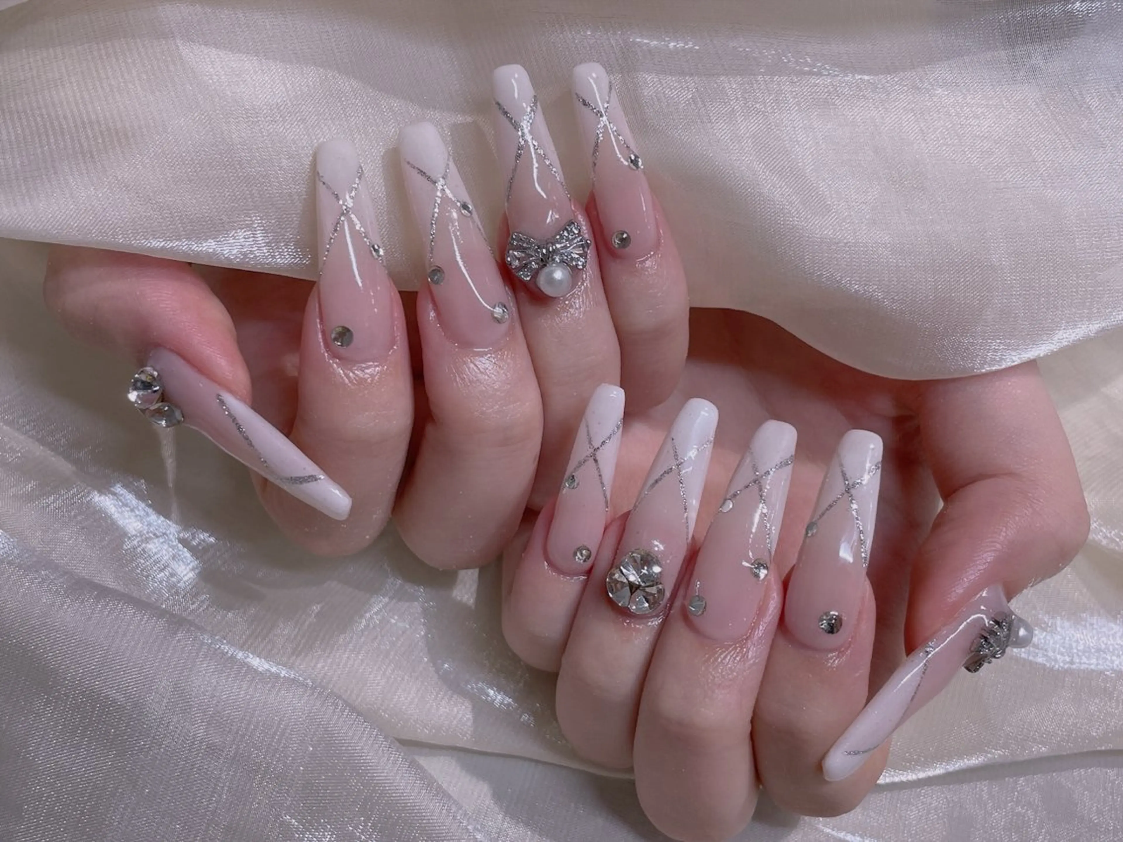 ネイル ハンドネイル リン リンのネイルデザイン