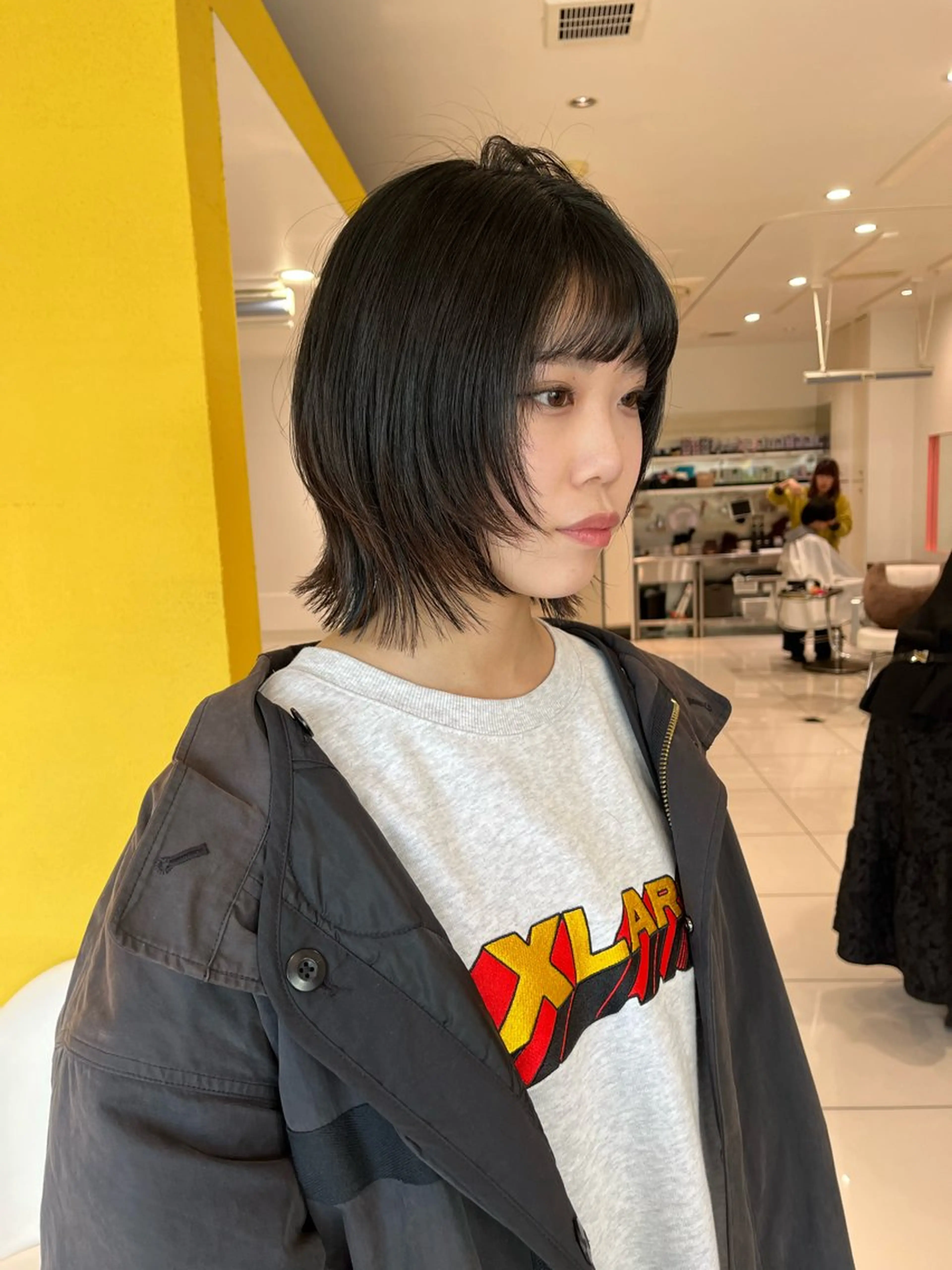 ショート ボブ レイヤーカット 外ハネヘア カット ヘッドスパ 神作 汐里　江古田 /透明感カラー🌿のヘアスタイル