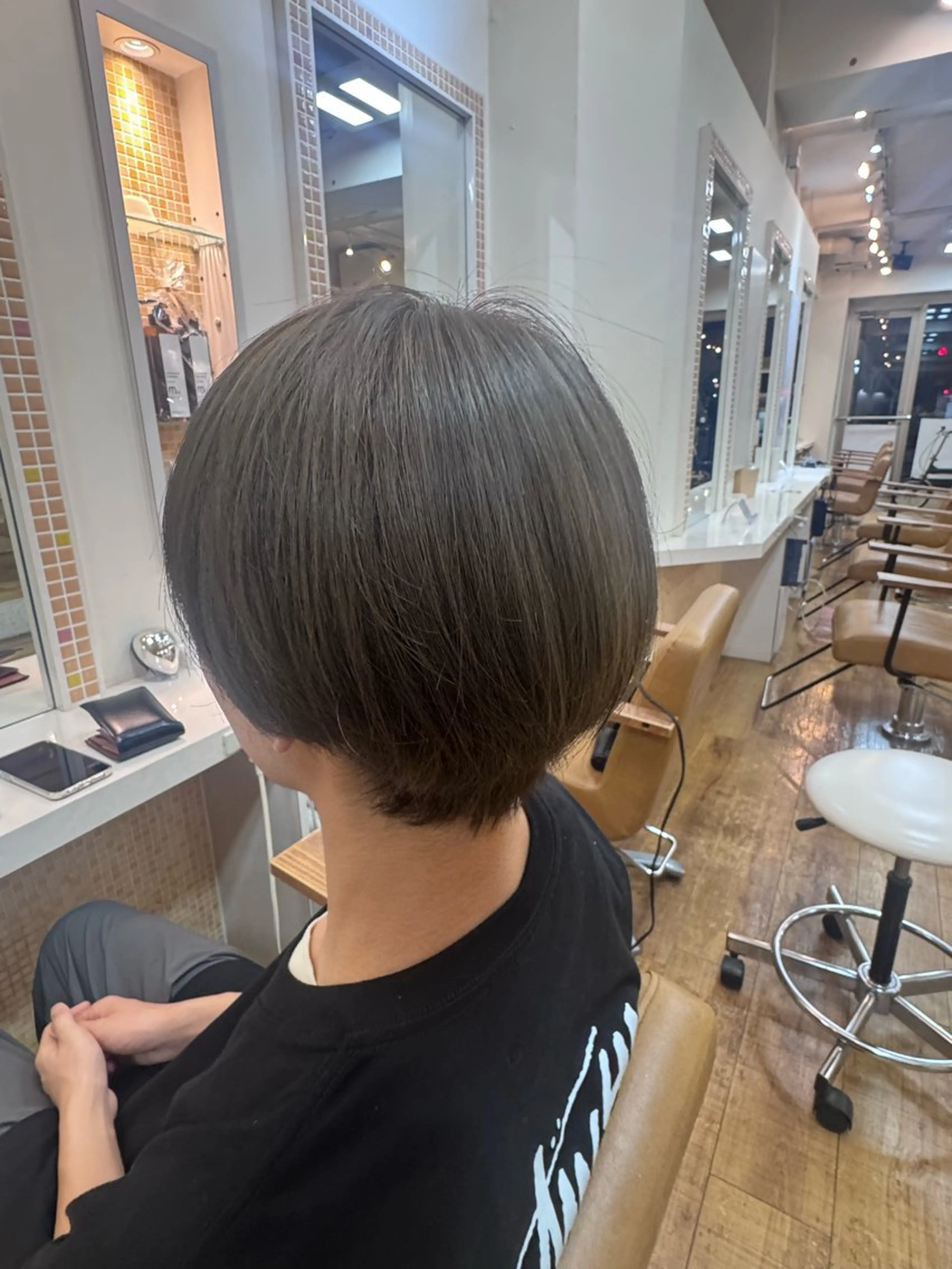 ショート ヘアカラー 森 千明のヘアスタイル