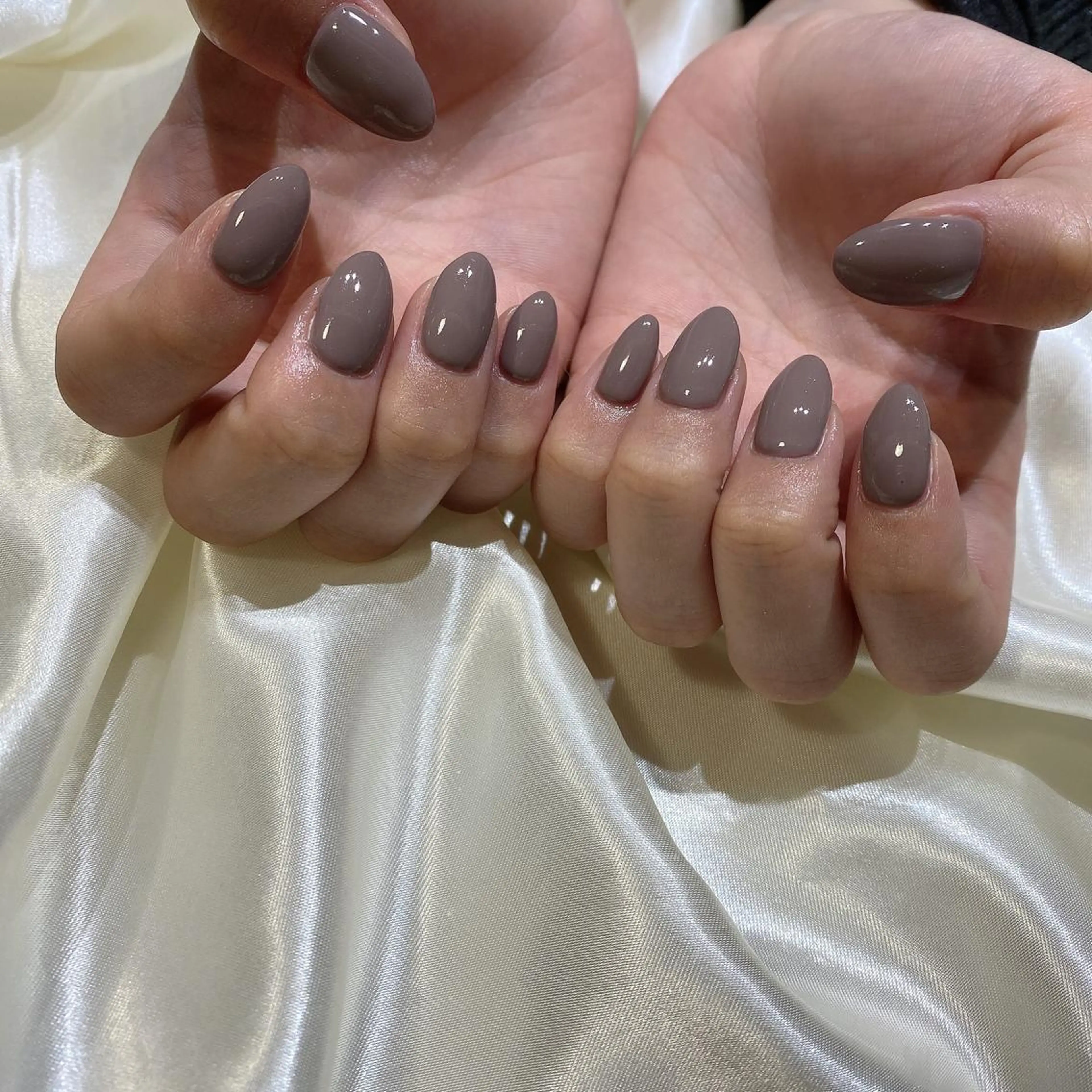 ネイル ハンドネイル 西岡 杏のネイルデザイン