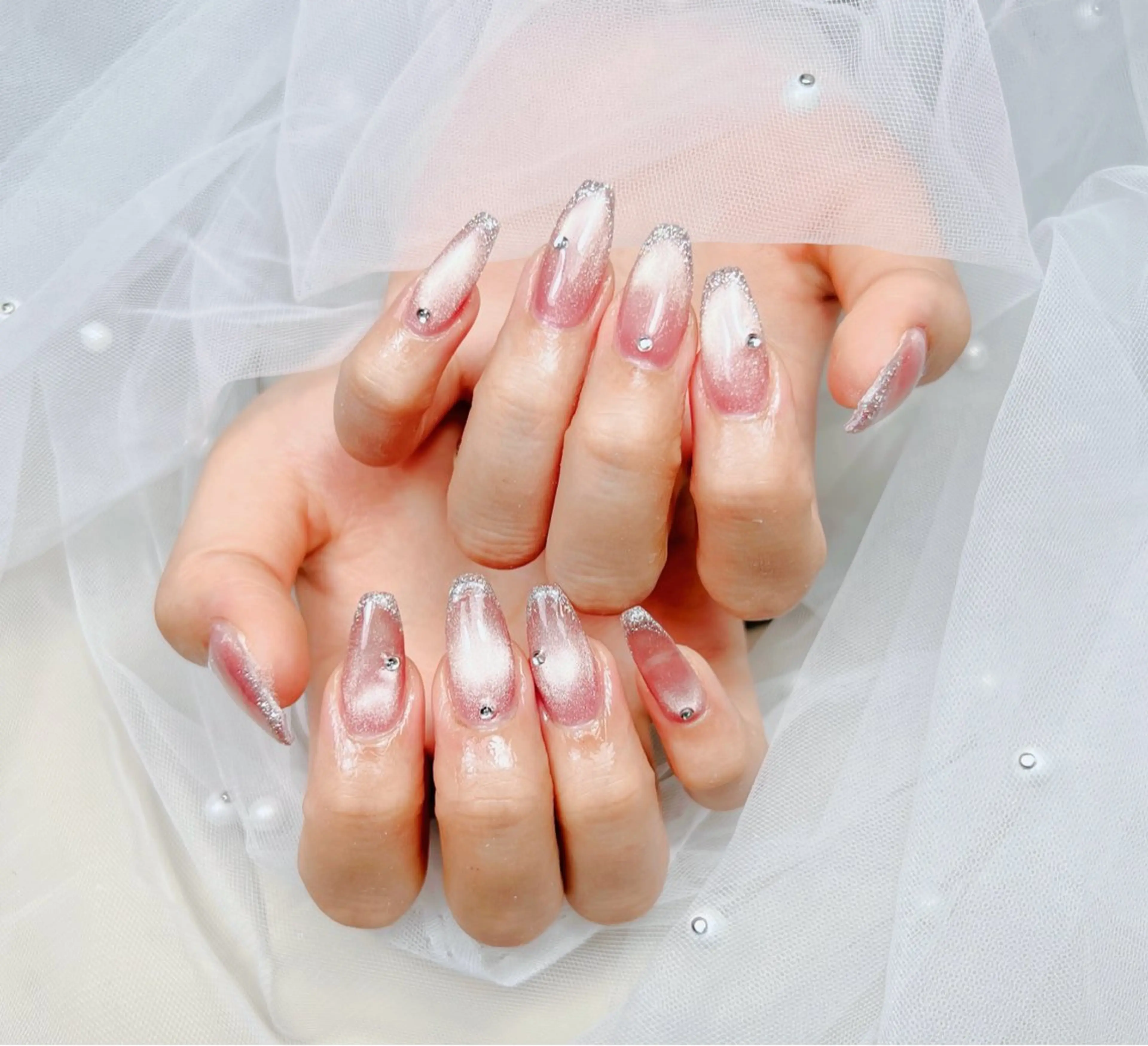 ネイル アートネイル オーロラネイル チークネイル 長さ出し フットネイル ハンドネイル フットネイル ハンドケア Noiranail_ studio川越西口のネイルデザイン