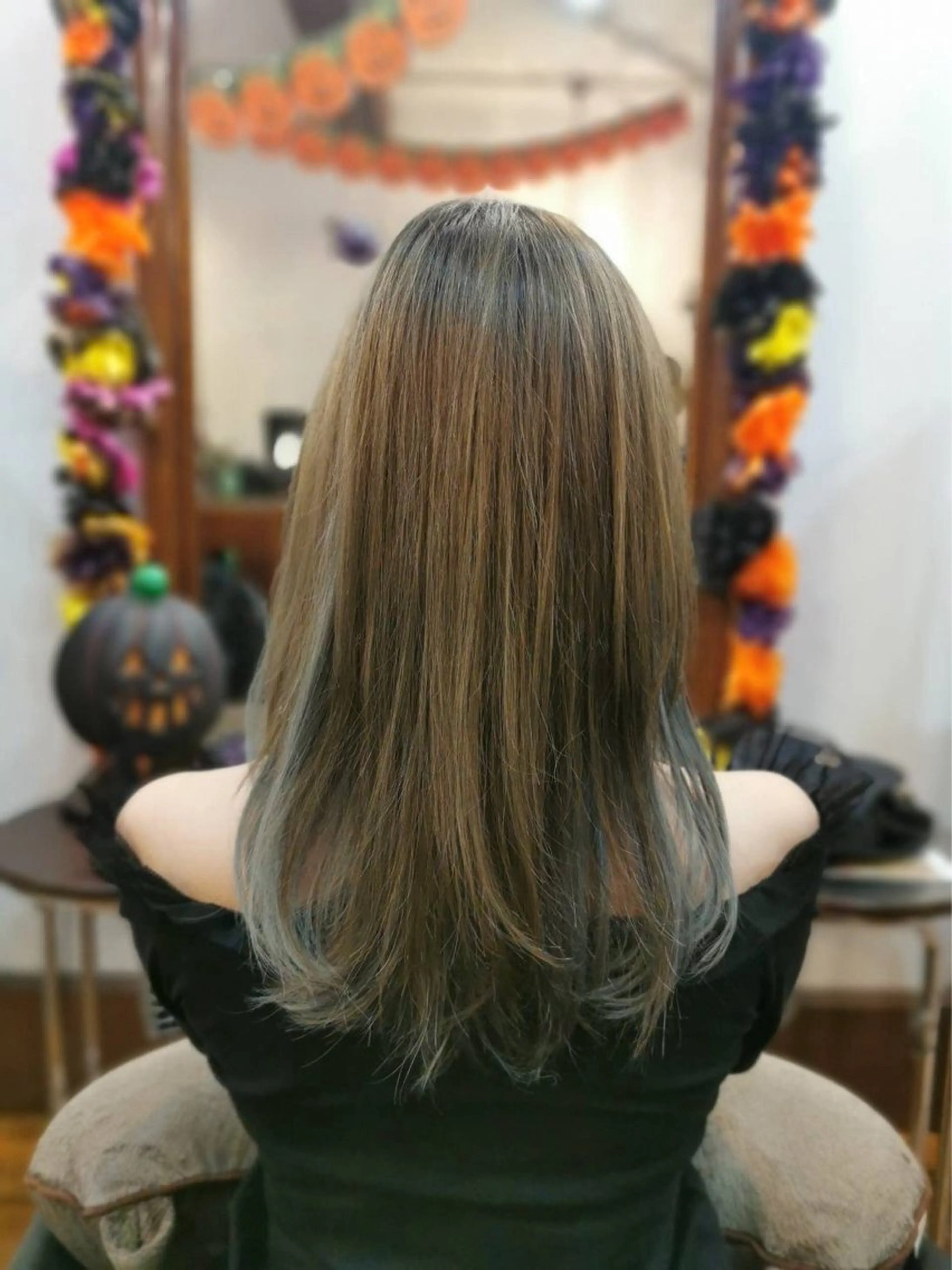 ロング 上間 洋子のヘアスタイル