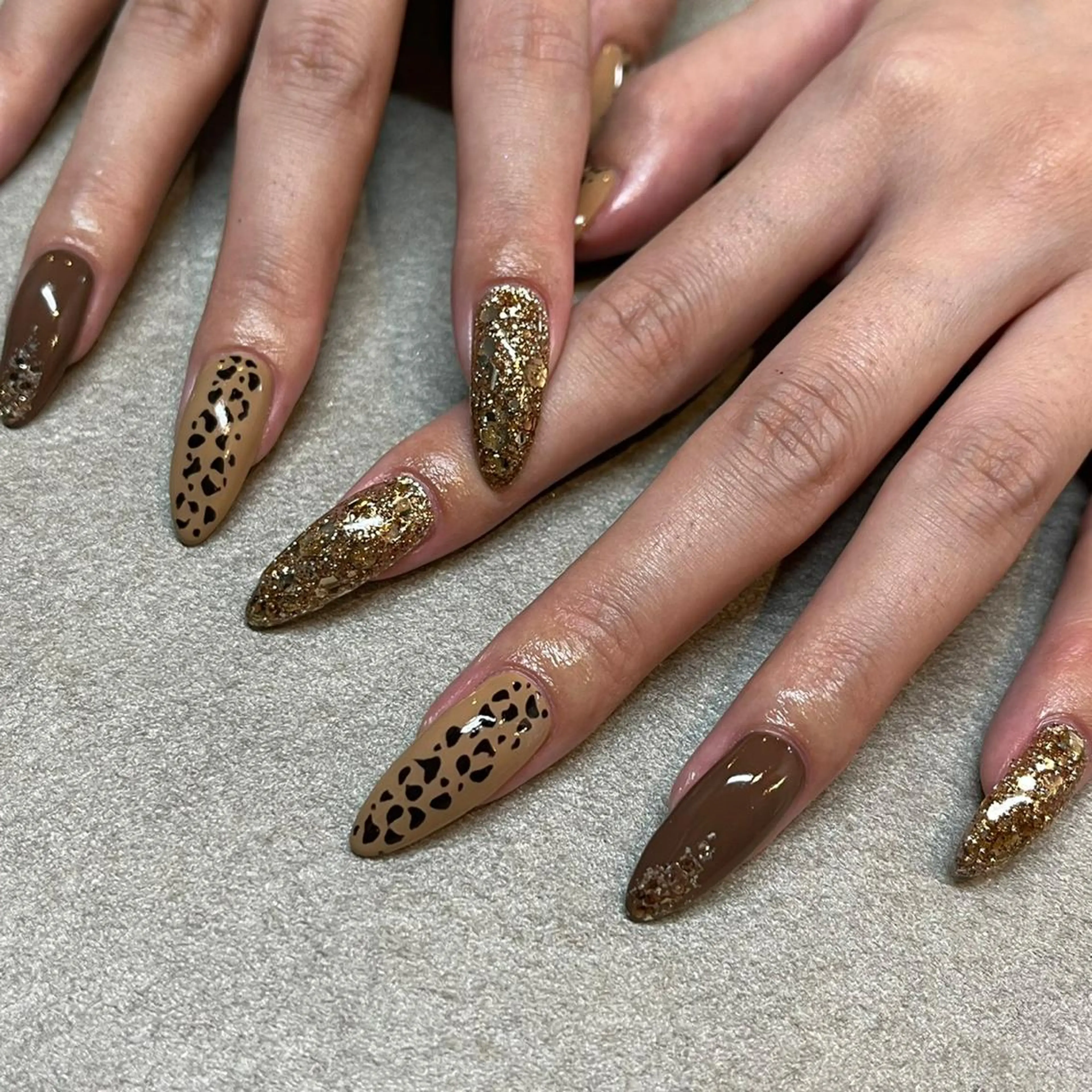 ネイル アニマル柄 【やり放題専門店】 スカルプ&長さ出しのネイルデザイン