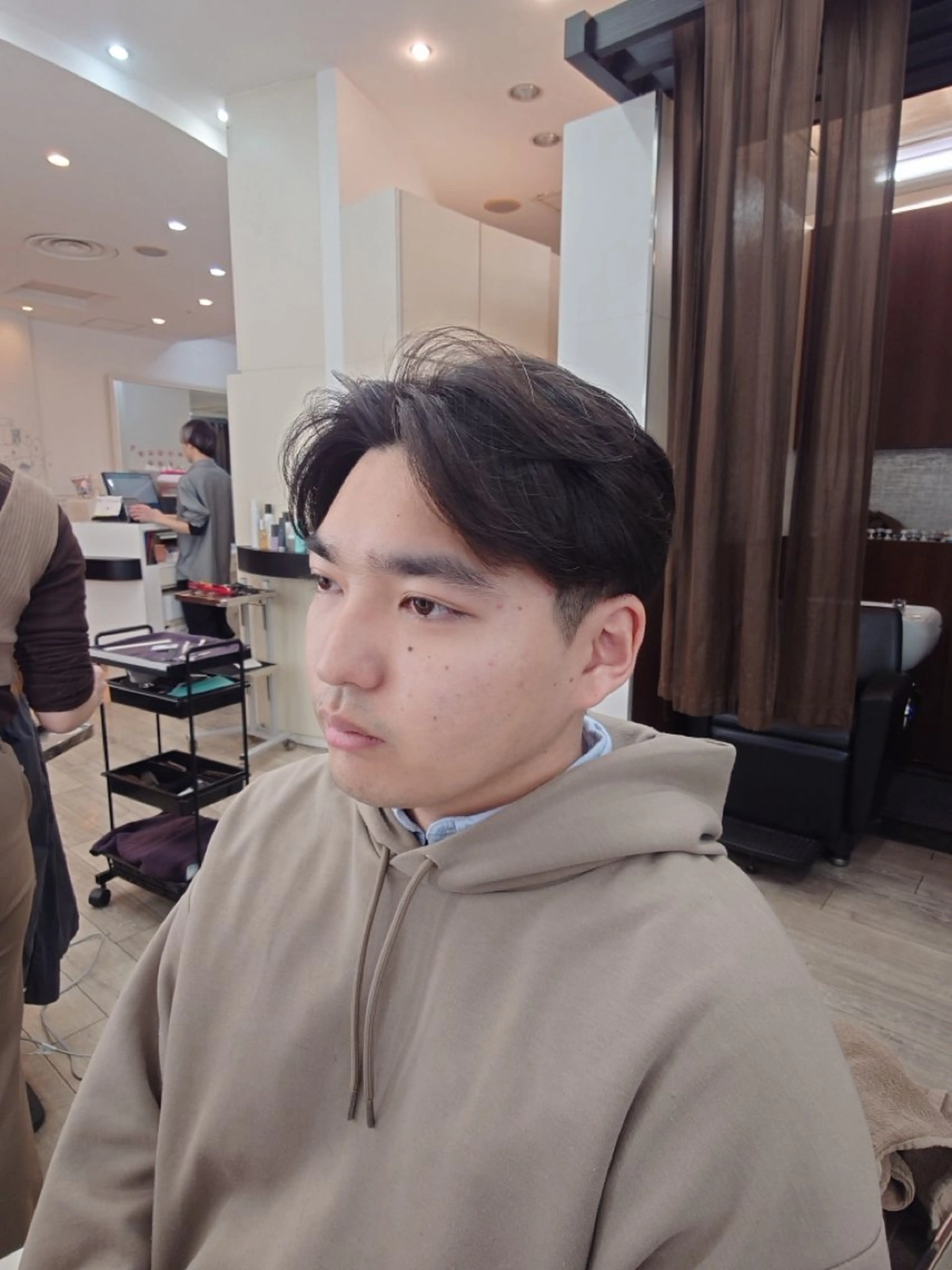 メンズ センターパート マッシュ メンズパーマ 波巻きパーマ メンズウルフカット カット 田村  猛のヘアスタイル