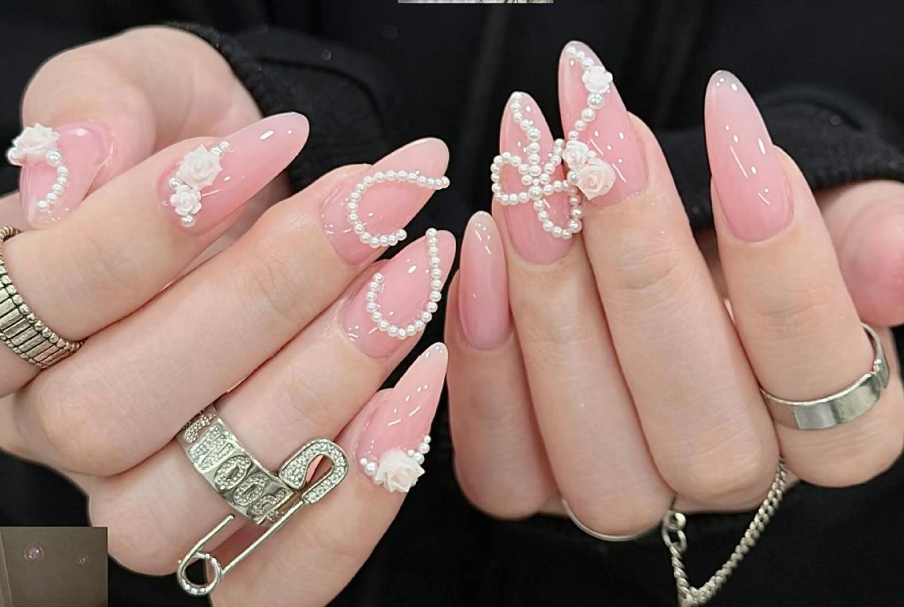 ネイル ハンドネイル エリ🫧 nail池袋東口のネイルデザイン
