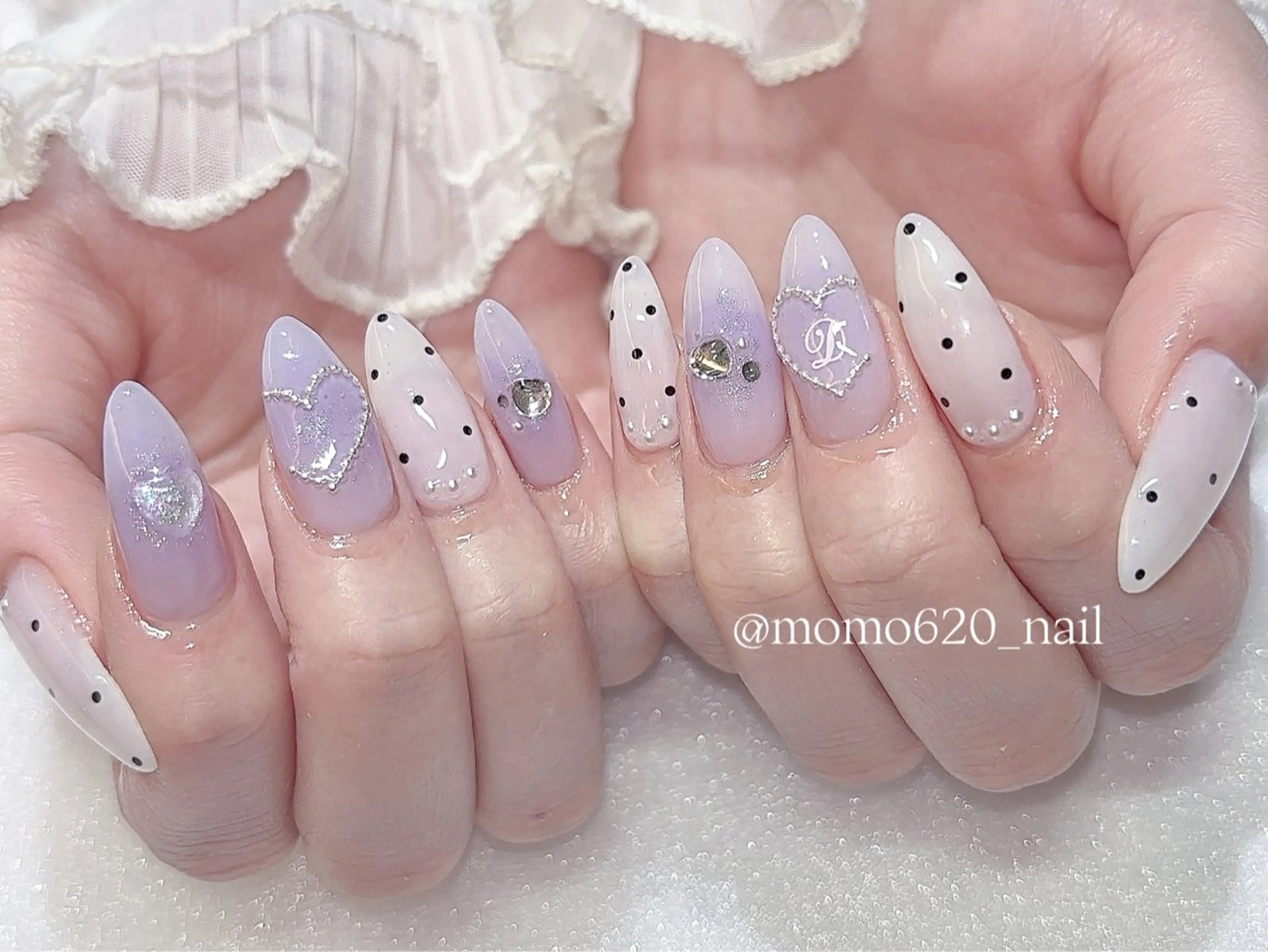 ネイル パープル ハンドネイル フットネイル Nail salon Hemiy所属・momoka🤍 四ツ橋のネイルデザイン