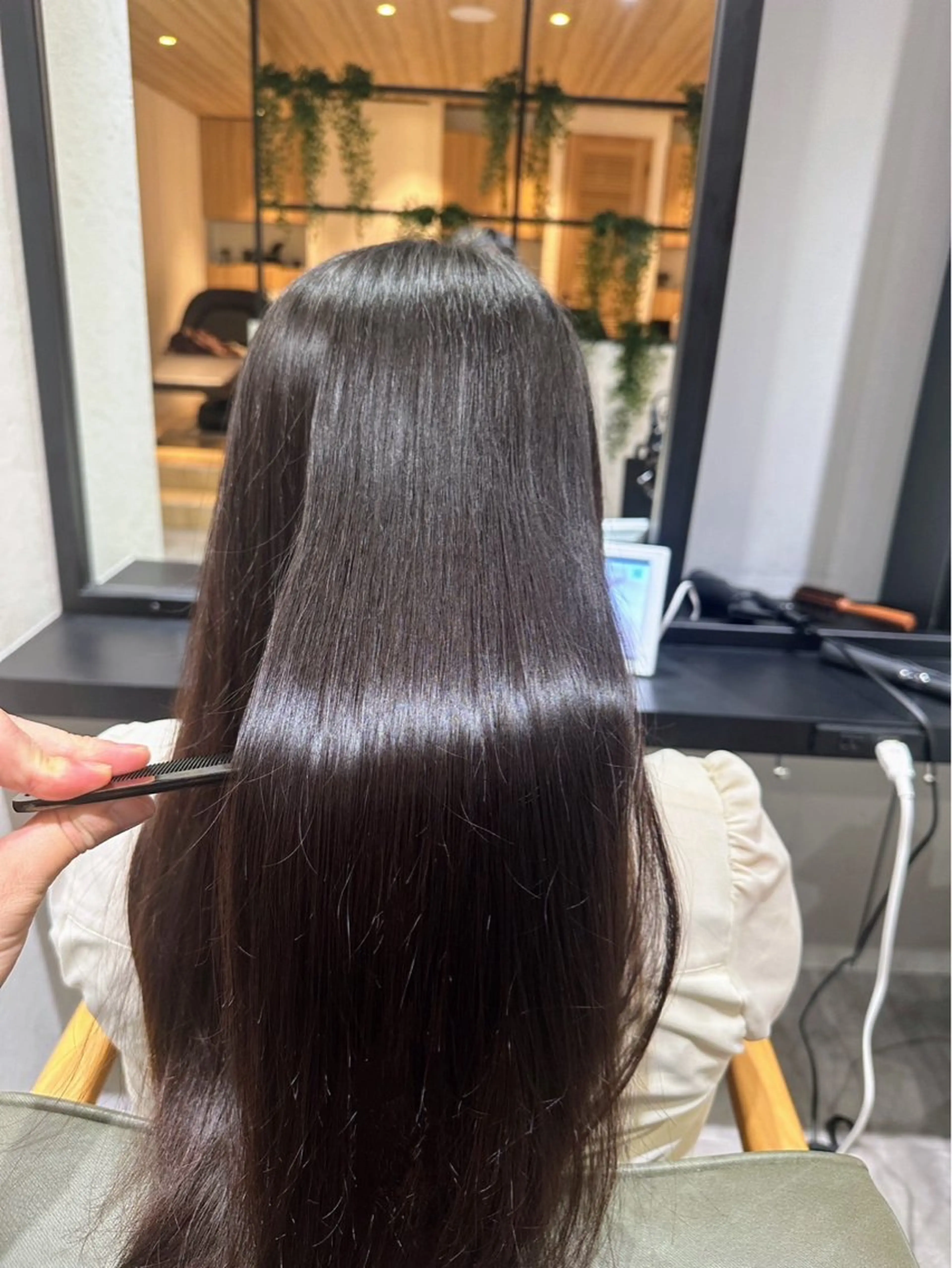 ロング 髪質改善 縮毛矯正 💎ReFaで作る 髪質改善💎のヘアスタイル