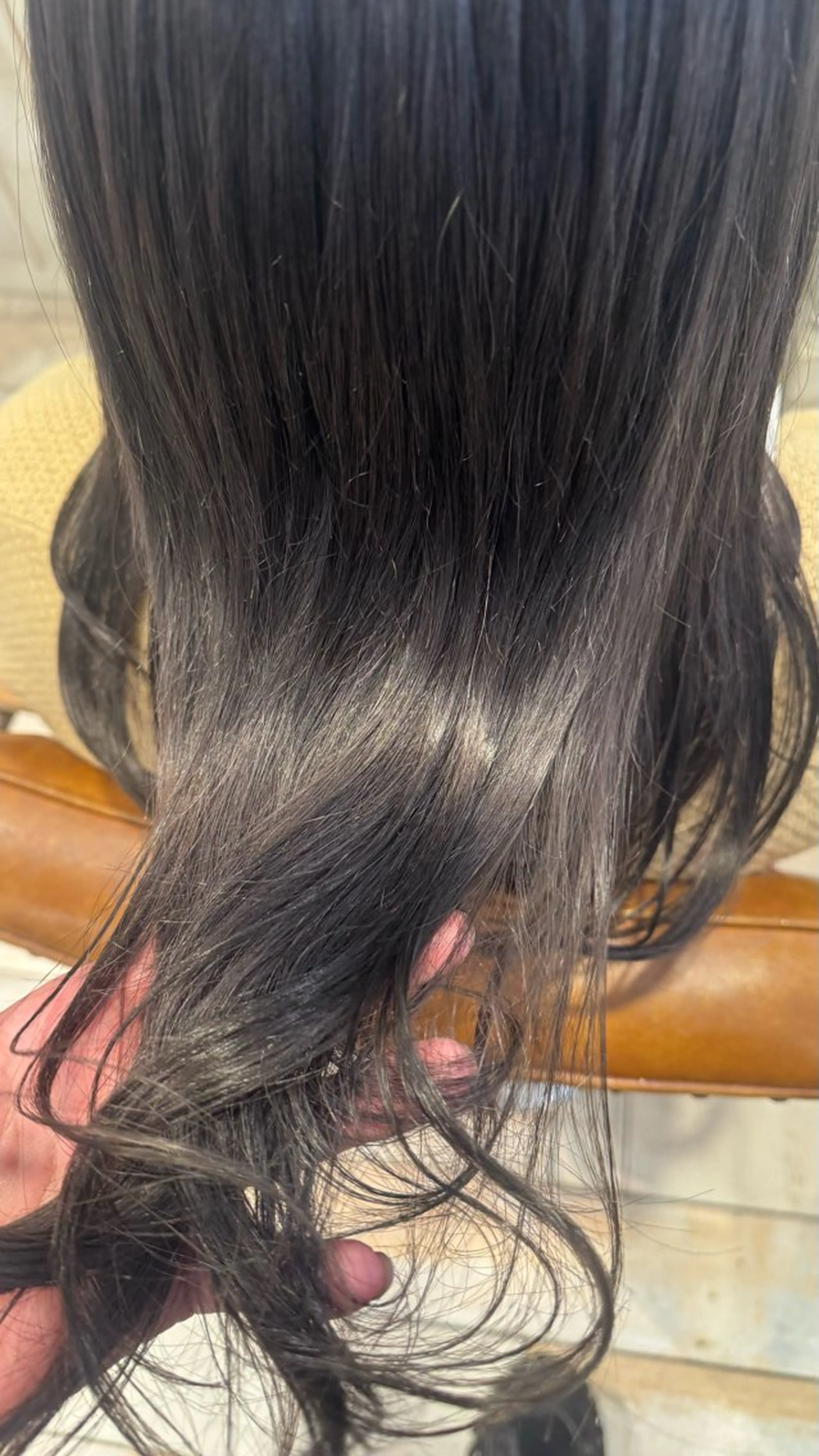 ロング カラー アッシュ アッシュグレー ブリーチ ヘアカラー トリートメント 艶カラー👾ブリーチ なし暖色👾ユースケのヘアスタイル