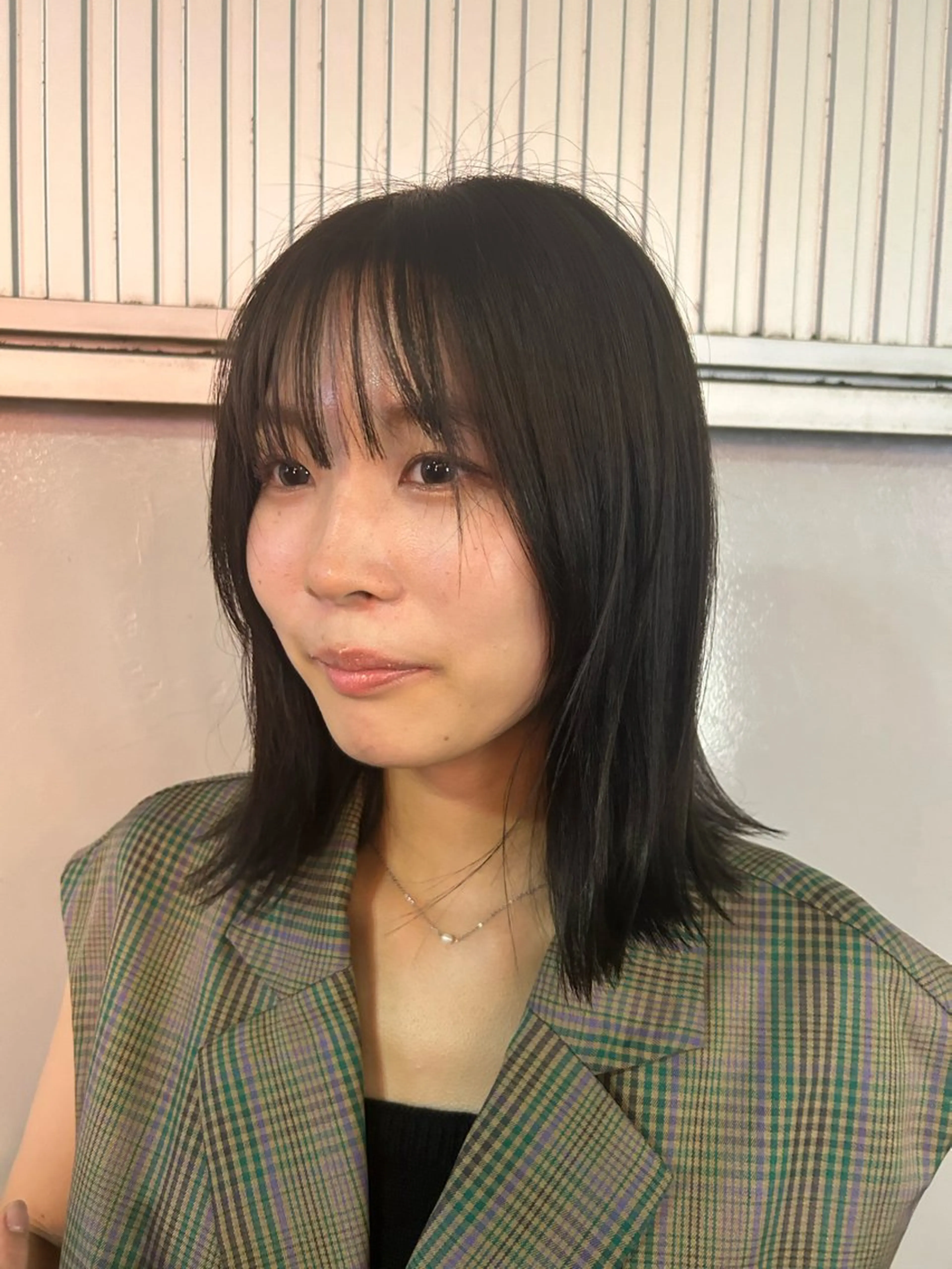 ミディアム Yui. レイヤー/パーマのヘアスタイル