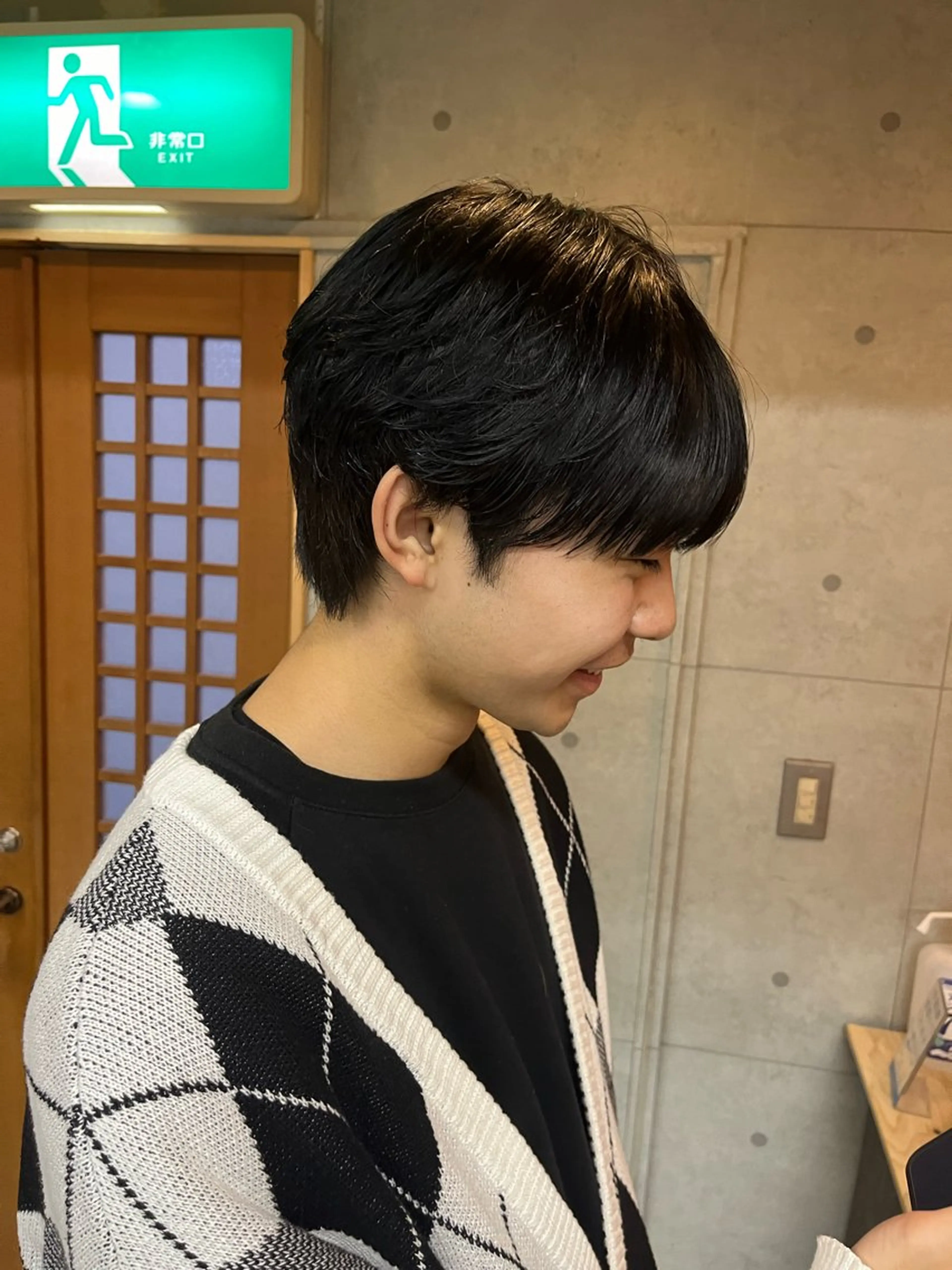 カラー メンズ メンズブリーチ マッシュ 黒髪 ブリーチ ブルーカラー カット ヘアカラー トリートメント 韓国ヘア🇰🇷 RYOTAのヘアスタイル