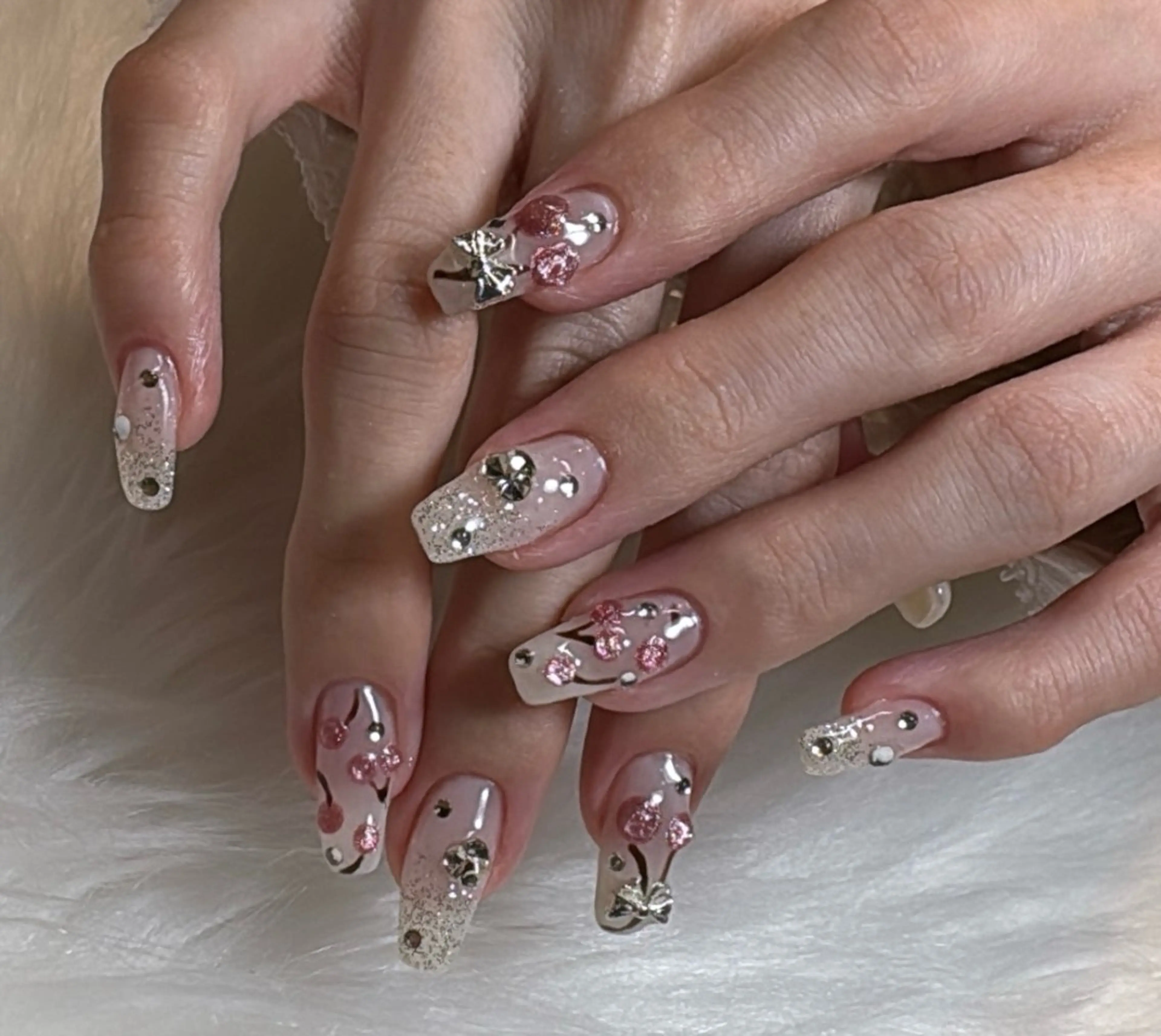 ネイル 🫧yua 🌸🫧のネイルデザイン