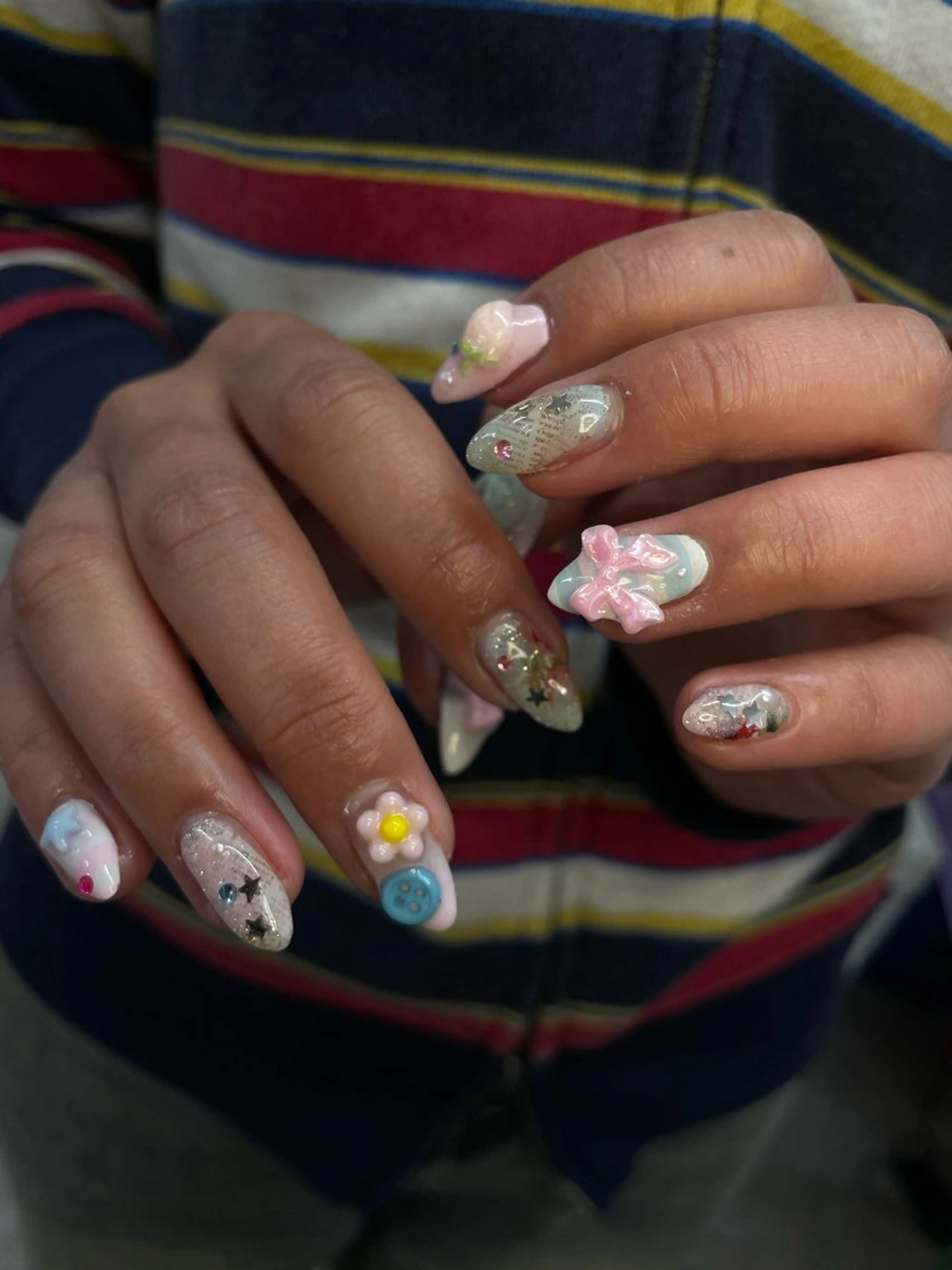 ネイル ハンドネイル ひめか🫁 推し概念・個性派のネイルデザイン