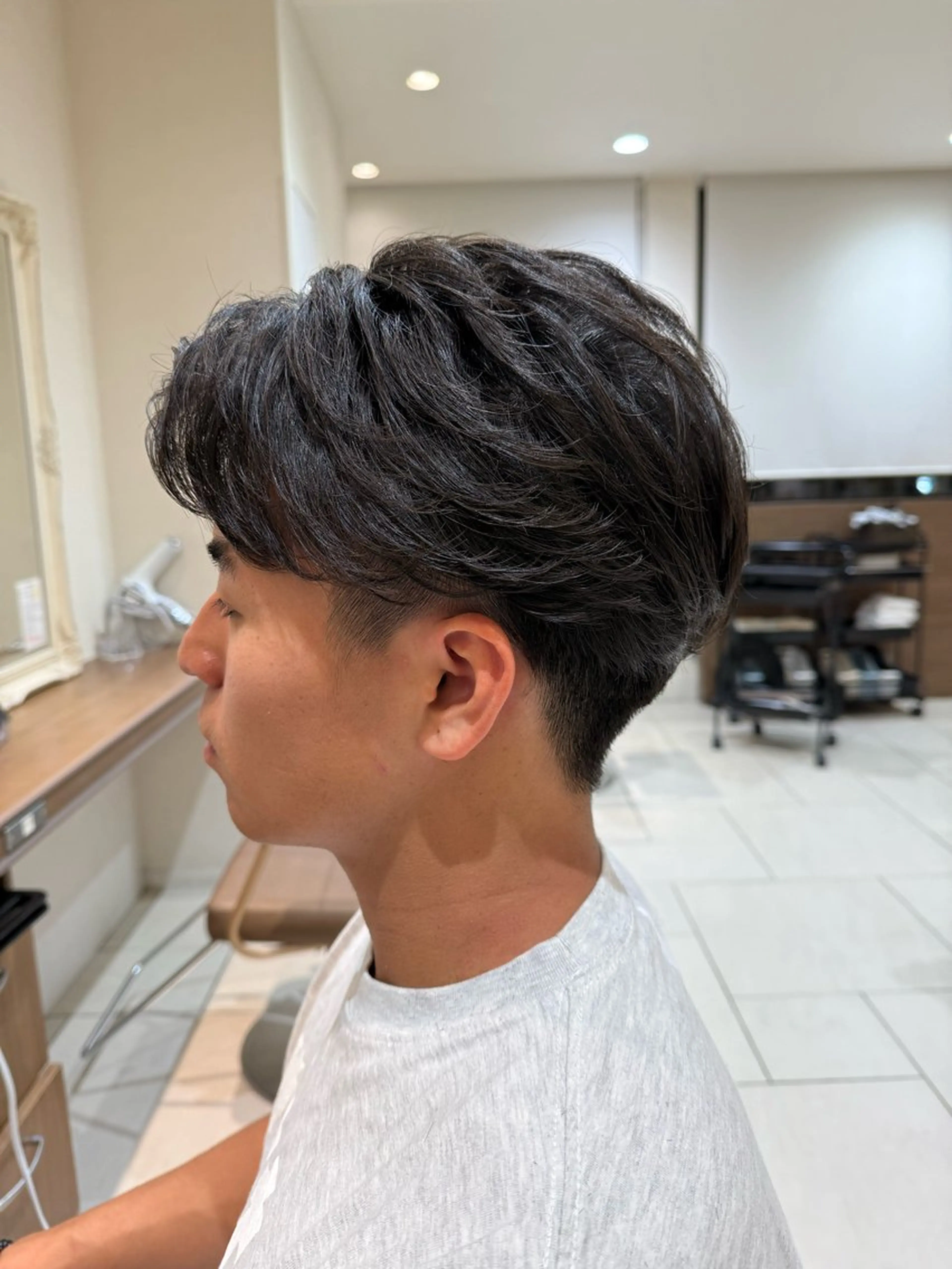 ショート メンズ カット パーマ 横山 直輝のヘアスタイル