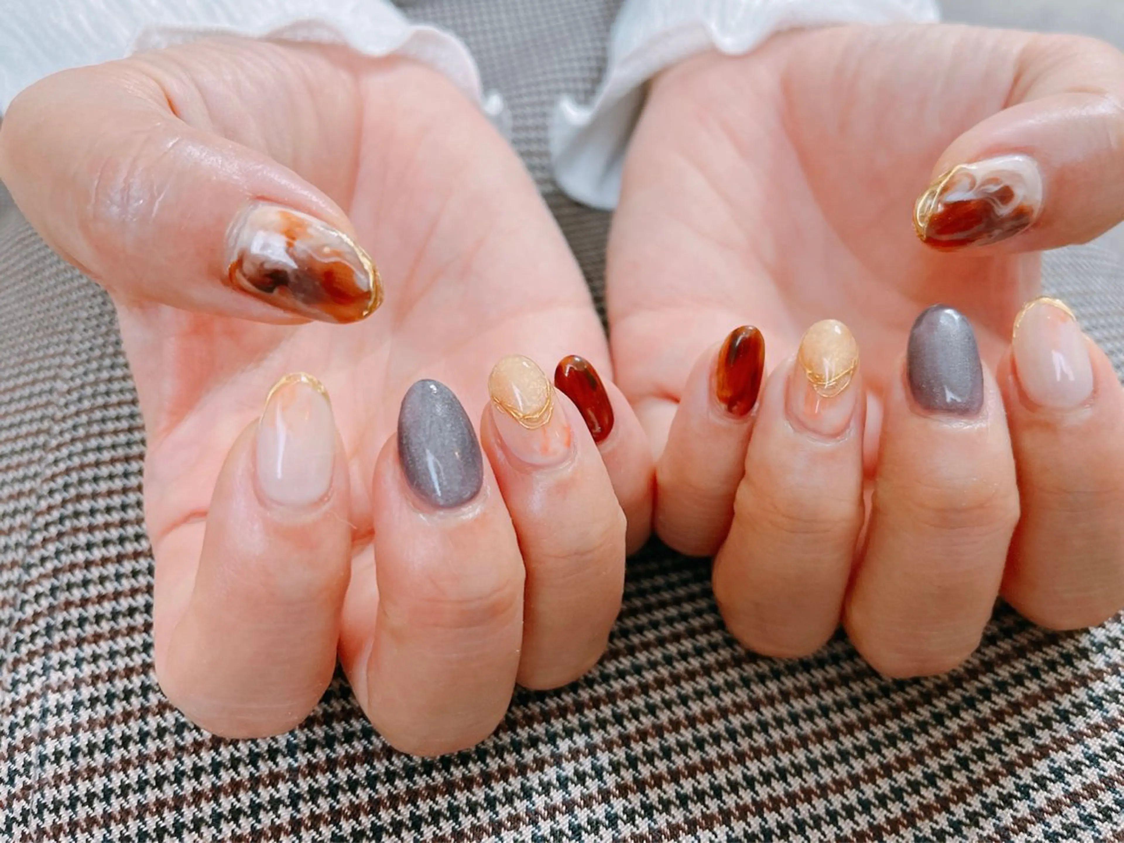 ネイル ジェルネイル 韓国ネイル メンズネイル ニュアンスネイル パラジェル ハンドネイル kiki nail &brow二子玉川の眉毛・アイブロウイメージ