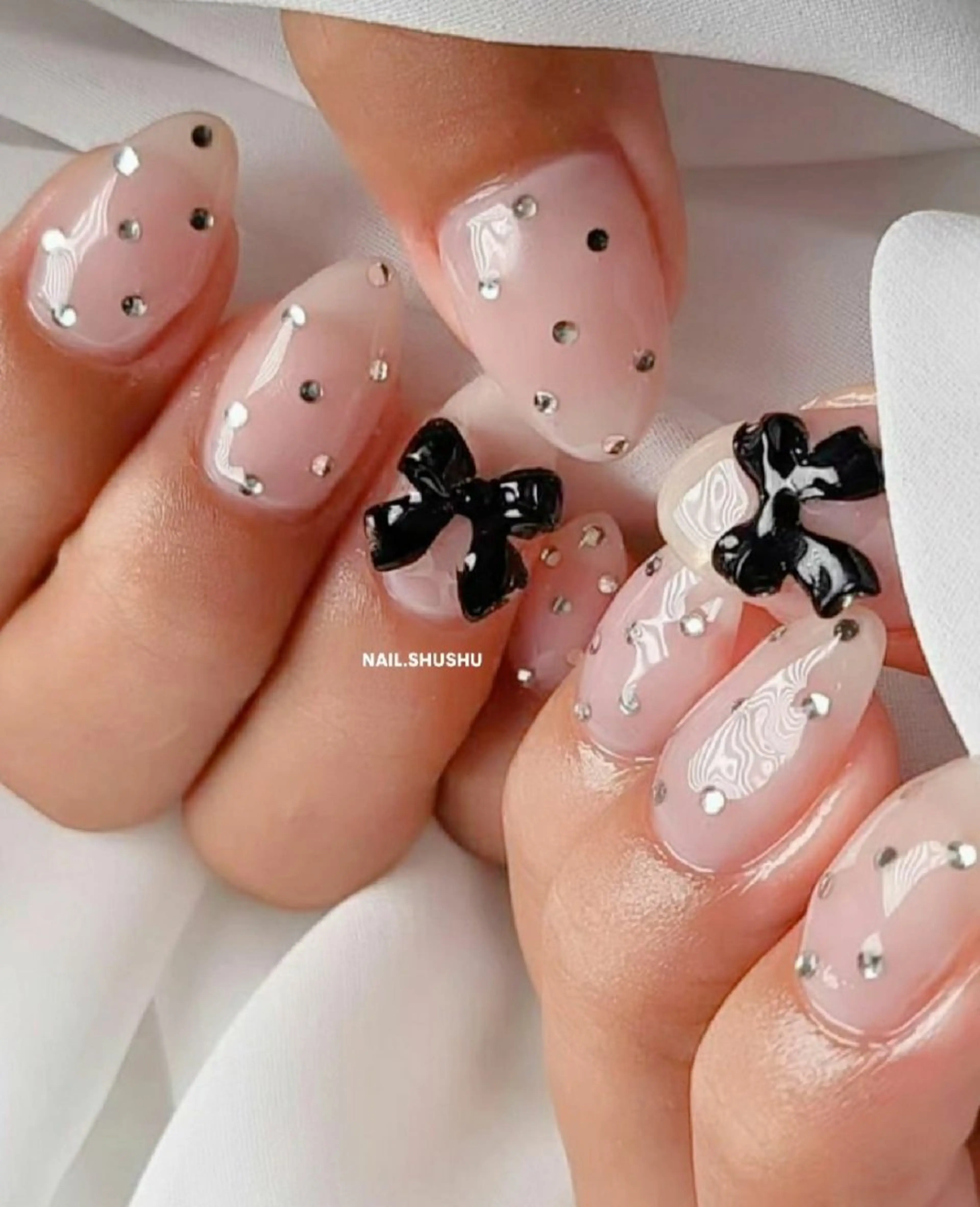 ネイル 持ち込み ニュアンスネイル ワンカラーネイル シンプルネイル 夏ネイル 3dパーツ/流行り 👧shushu❤️のネイルデザイン