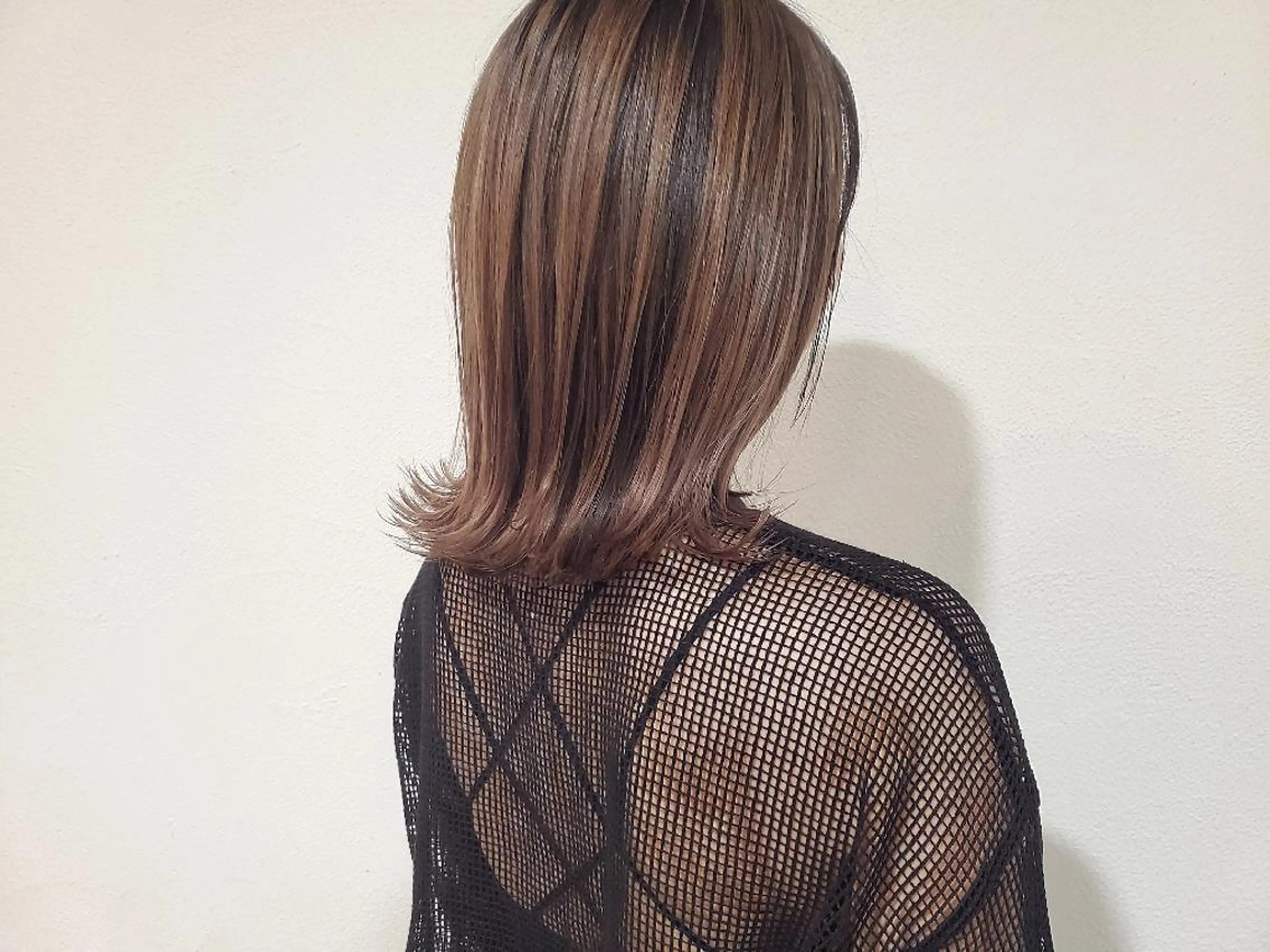 セミロング カラー パ ルのヘアスタイル