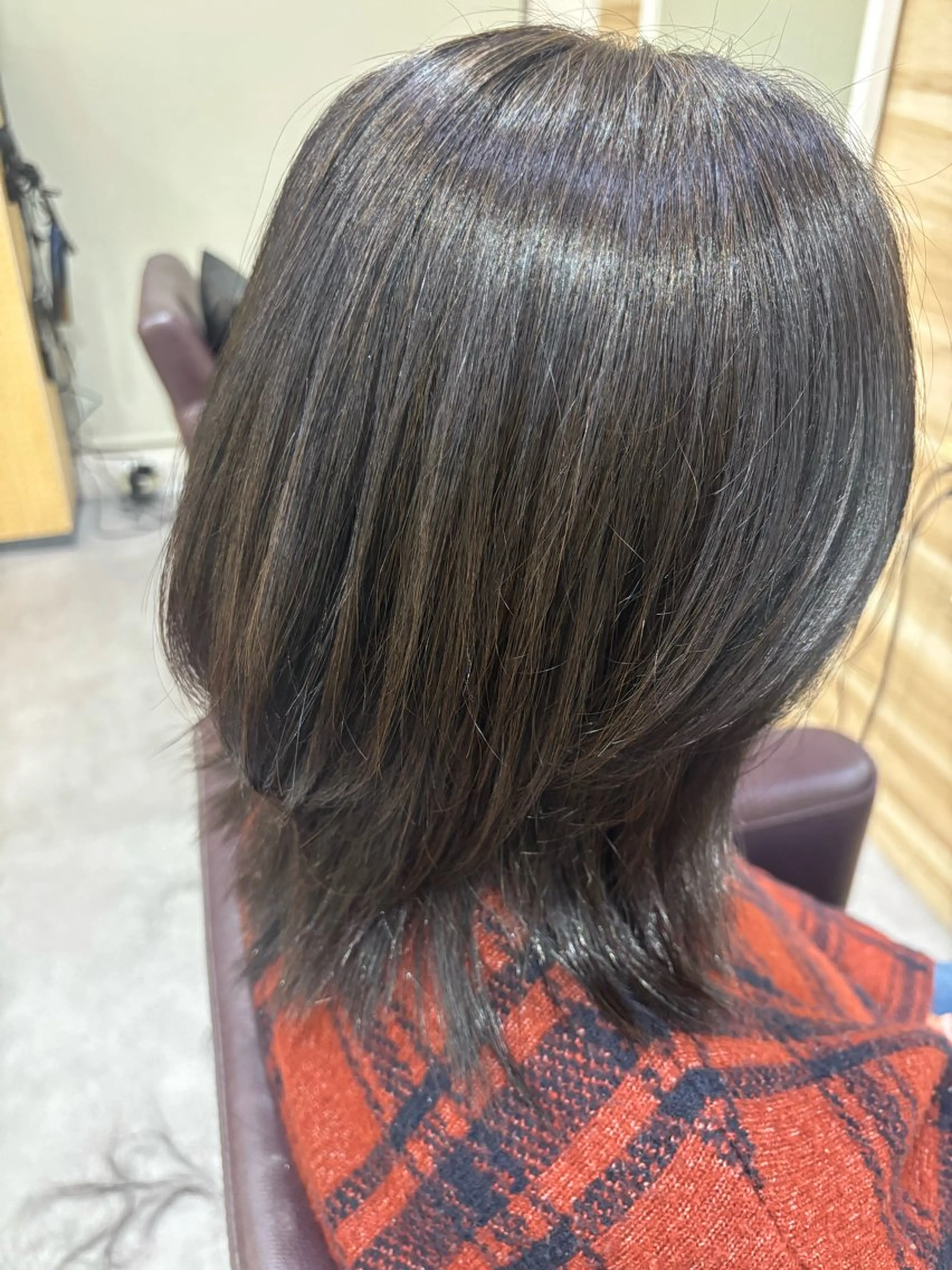 ミディアム カット ヘアカラー トリートメント AVANCE.尼崎所属・長岡 明音のヘアスタイル