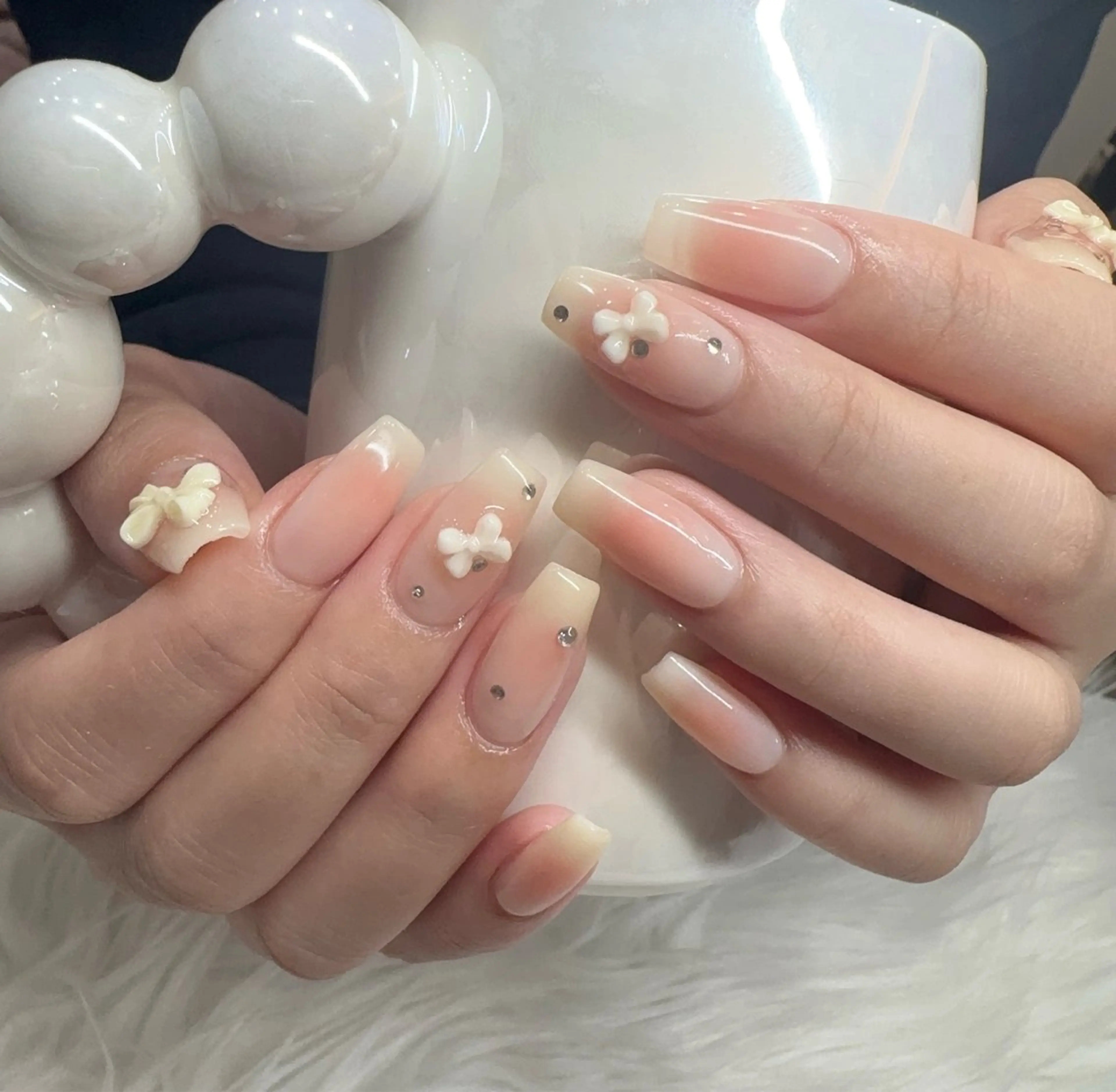 ネイル ハンドネイル &ME ネイルサロンのネイルデザイン