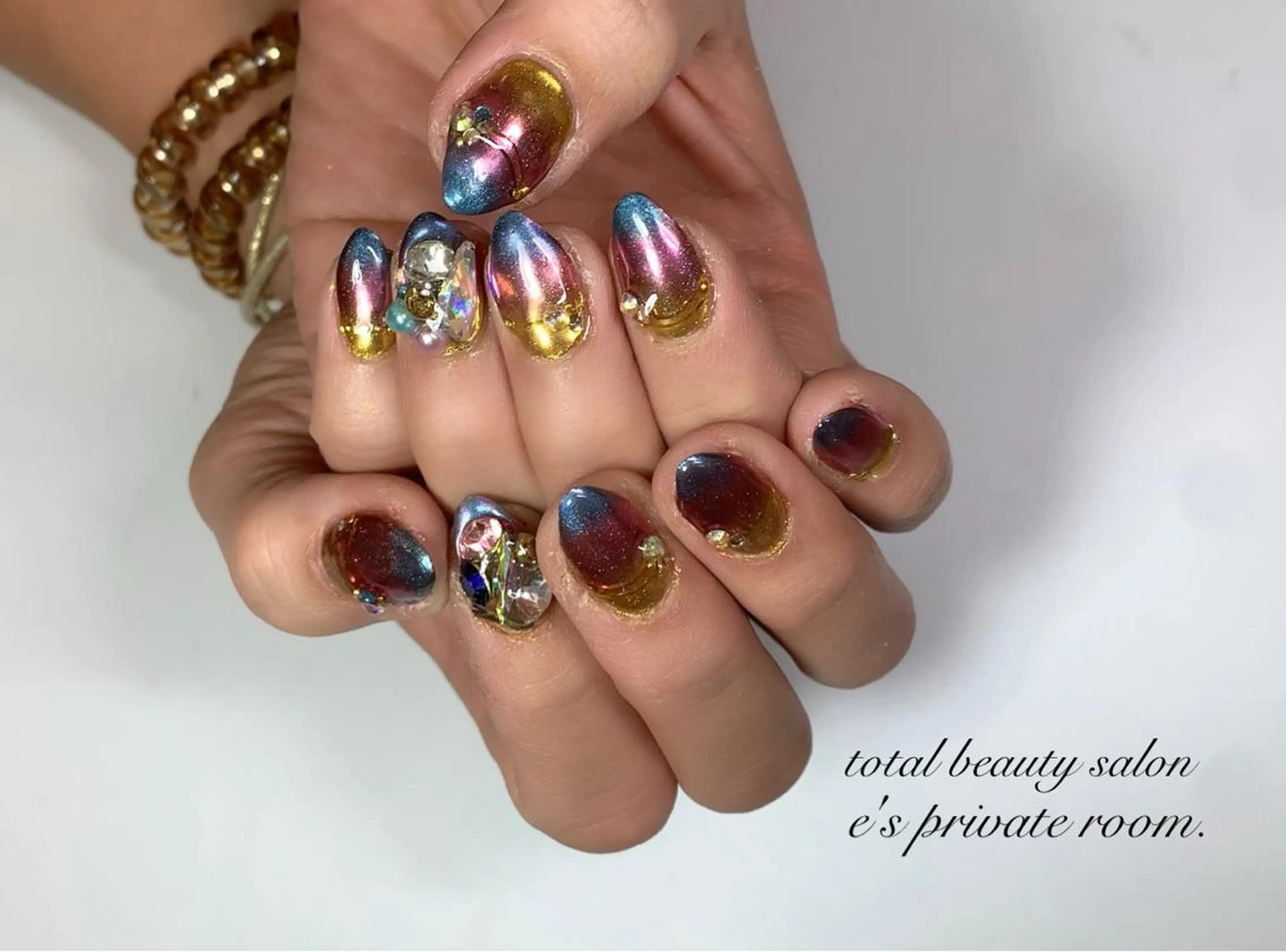 ネイル LAVISH nail salonのネイルデザイン