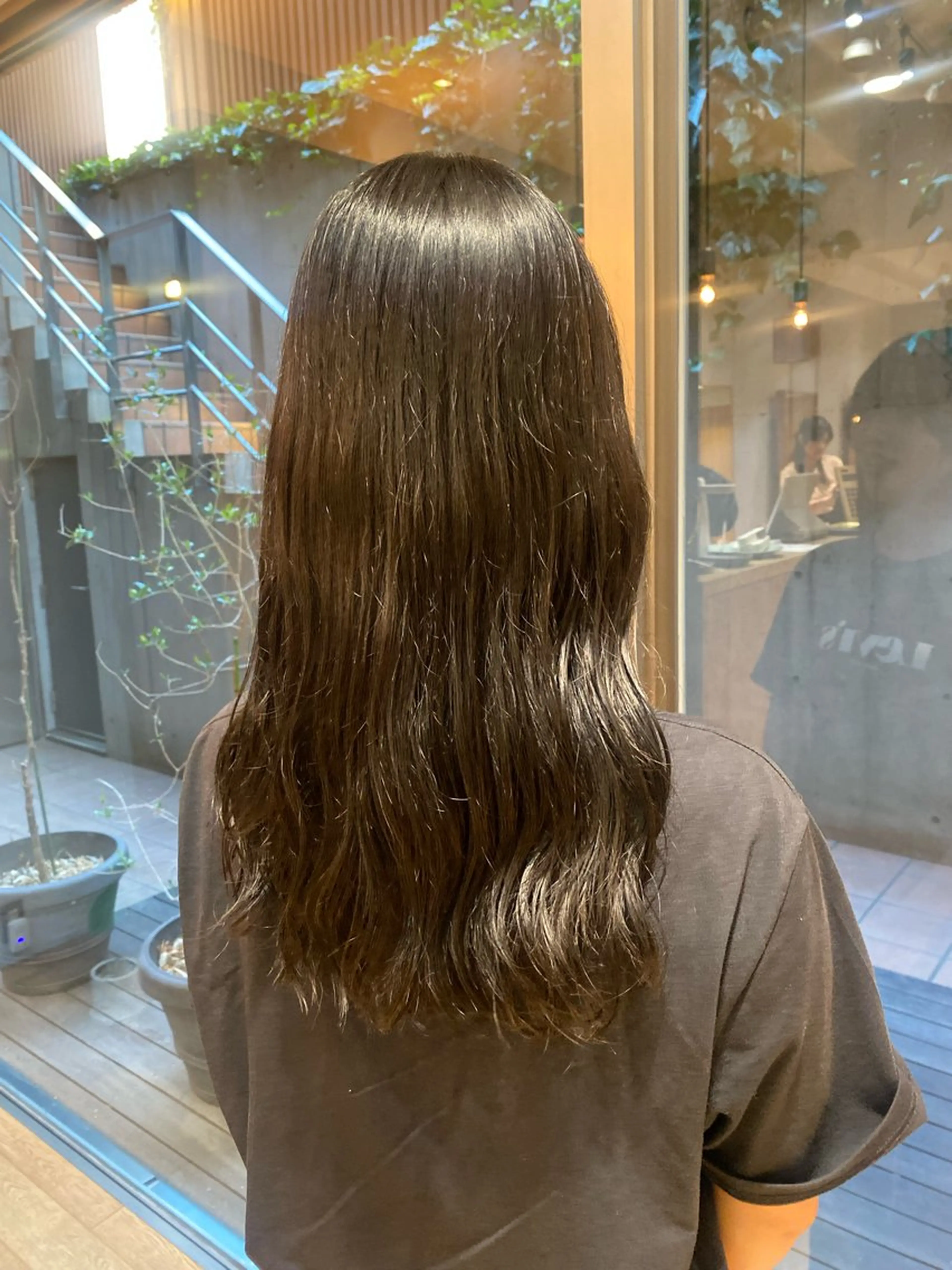 セミロング カット パーマ トリートメント 大人可愛い♡コテ巻き パーマ🌼杉田 萌恵のヘアスタイル