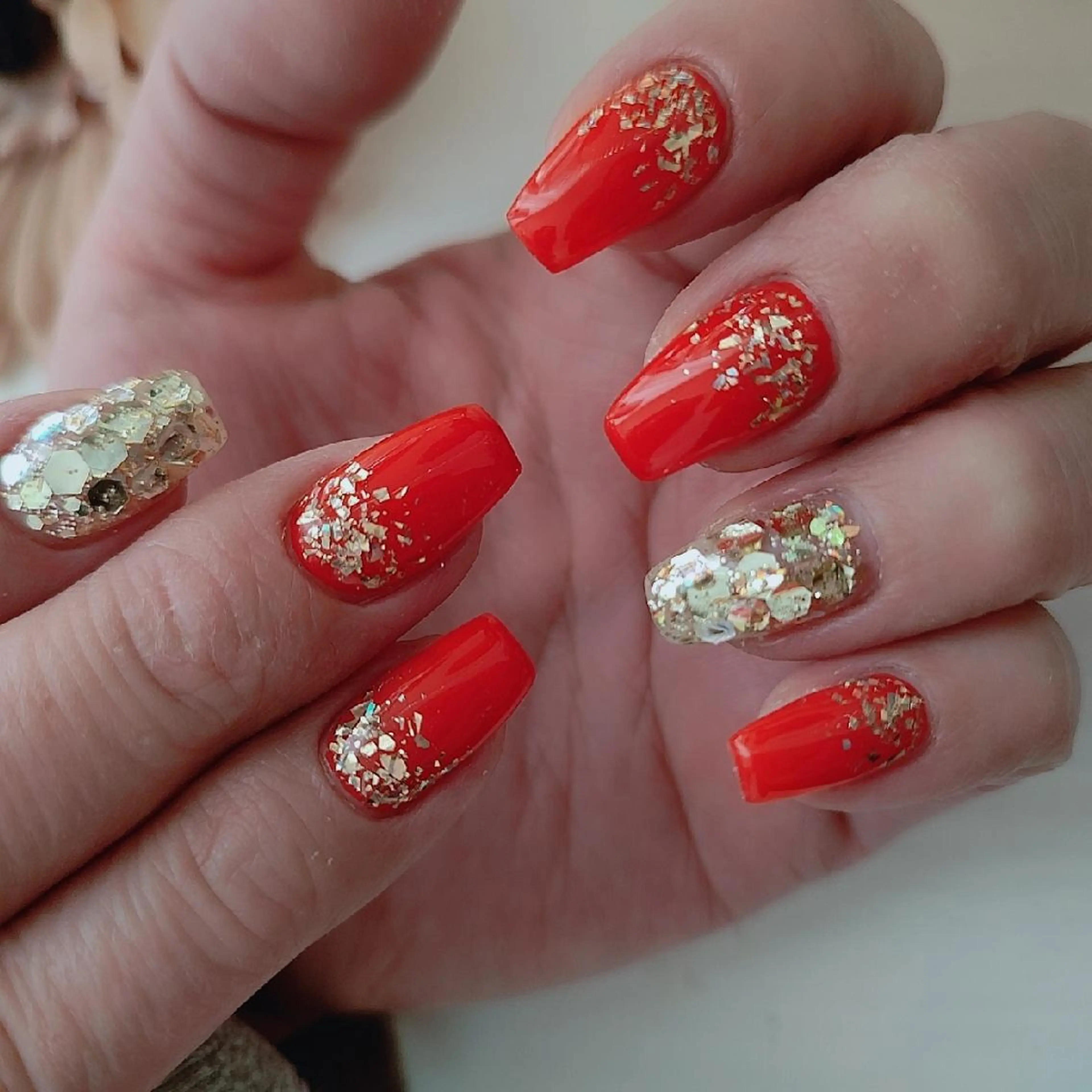 ネイル ハンドネイル RUNWAY 　　の眉毛・アイブロウイメージ