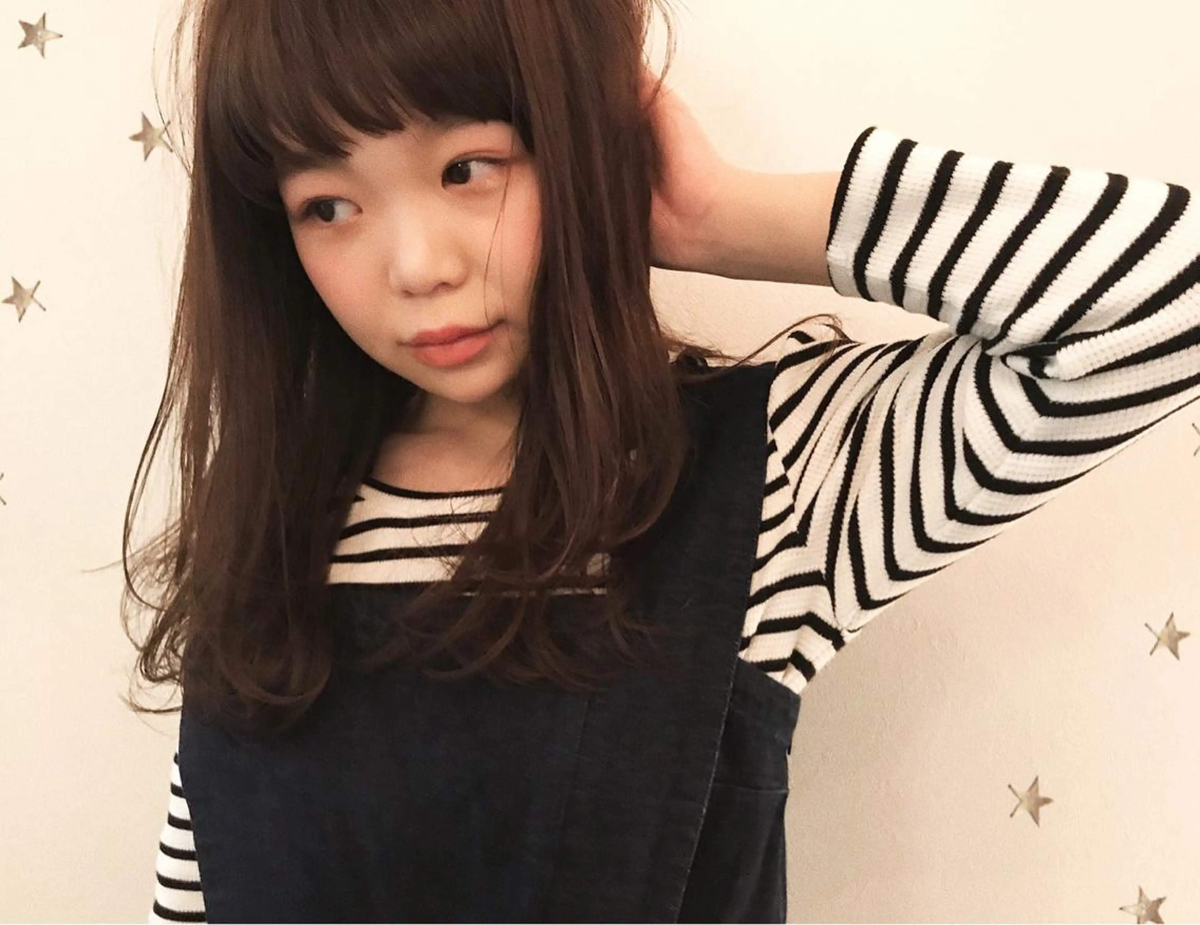 セミロング カラー 市川 千夏のヘアスタイル