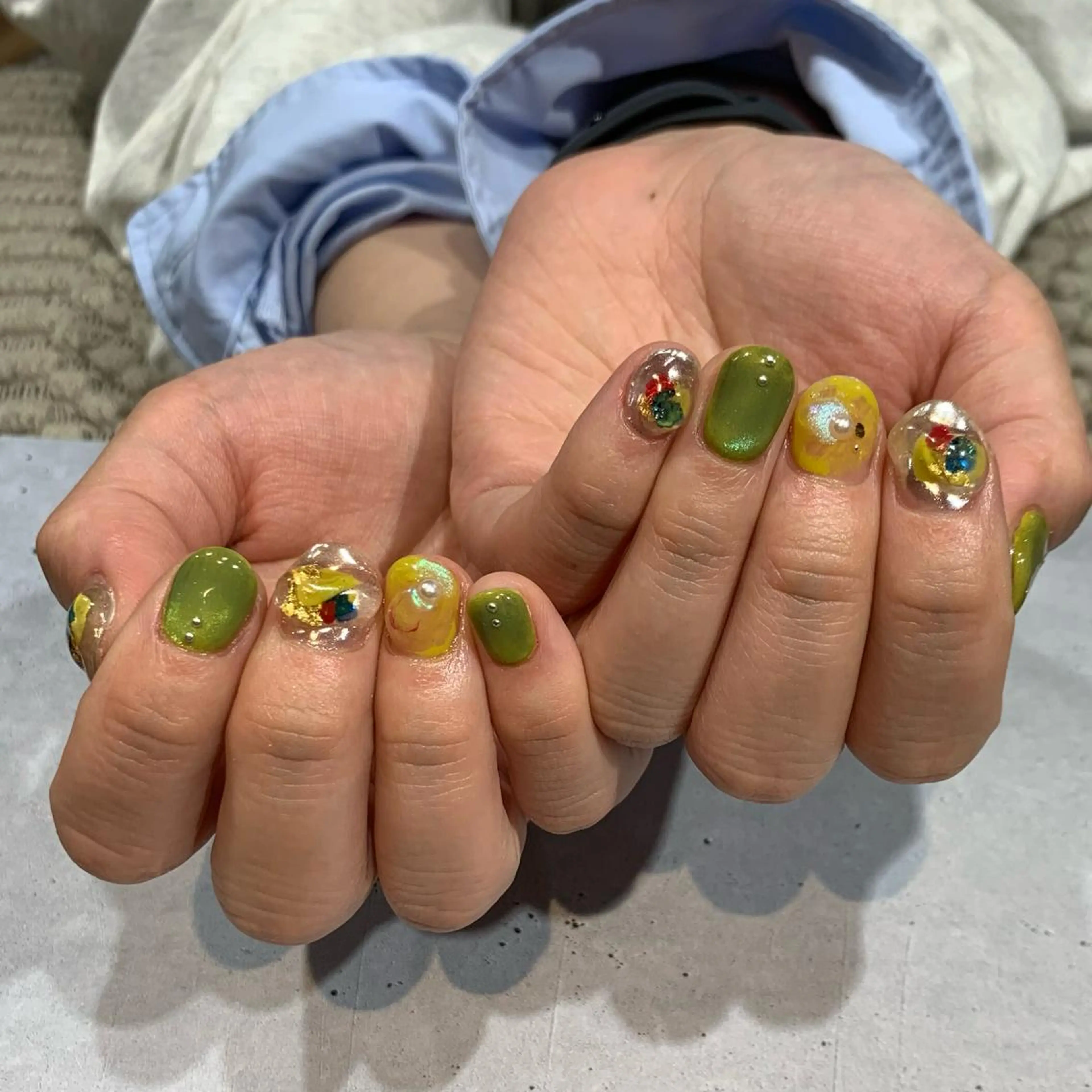 ネイル グリーン ピスタチオネイル ハンドネイル nailist Chisakiのネイルデザイン