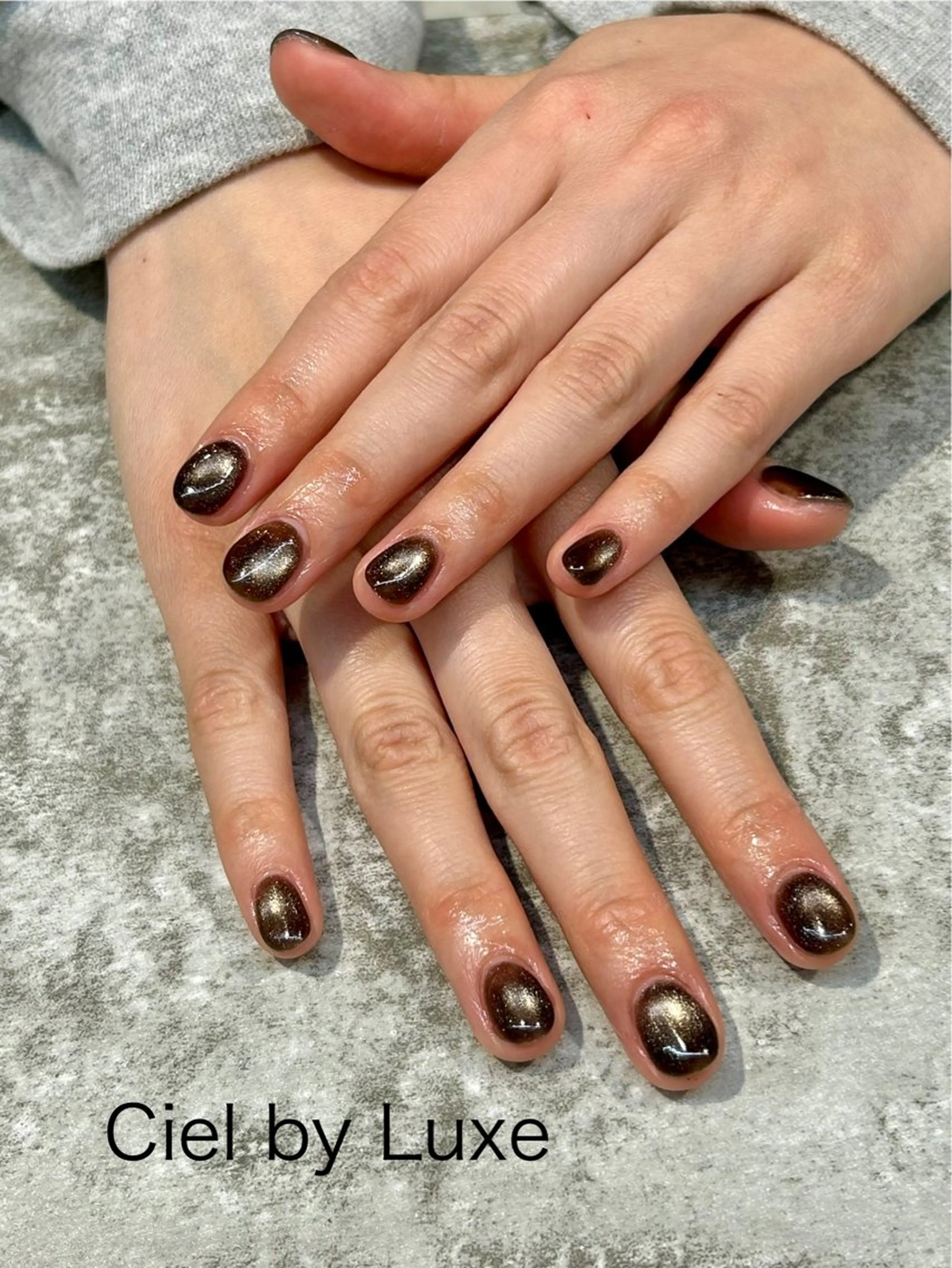 ネイル マグネットネイル CielbyLuxe manamiのネイルデザイン