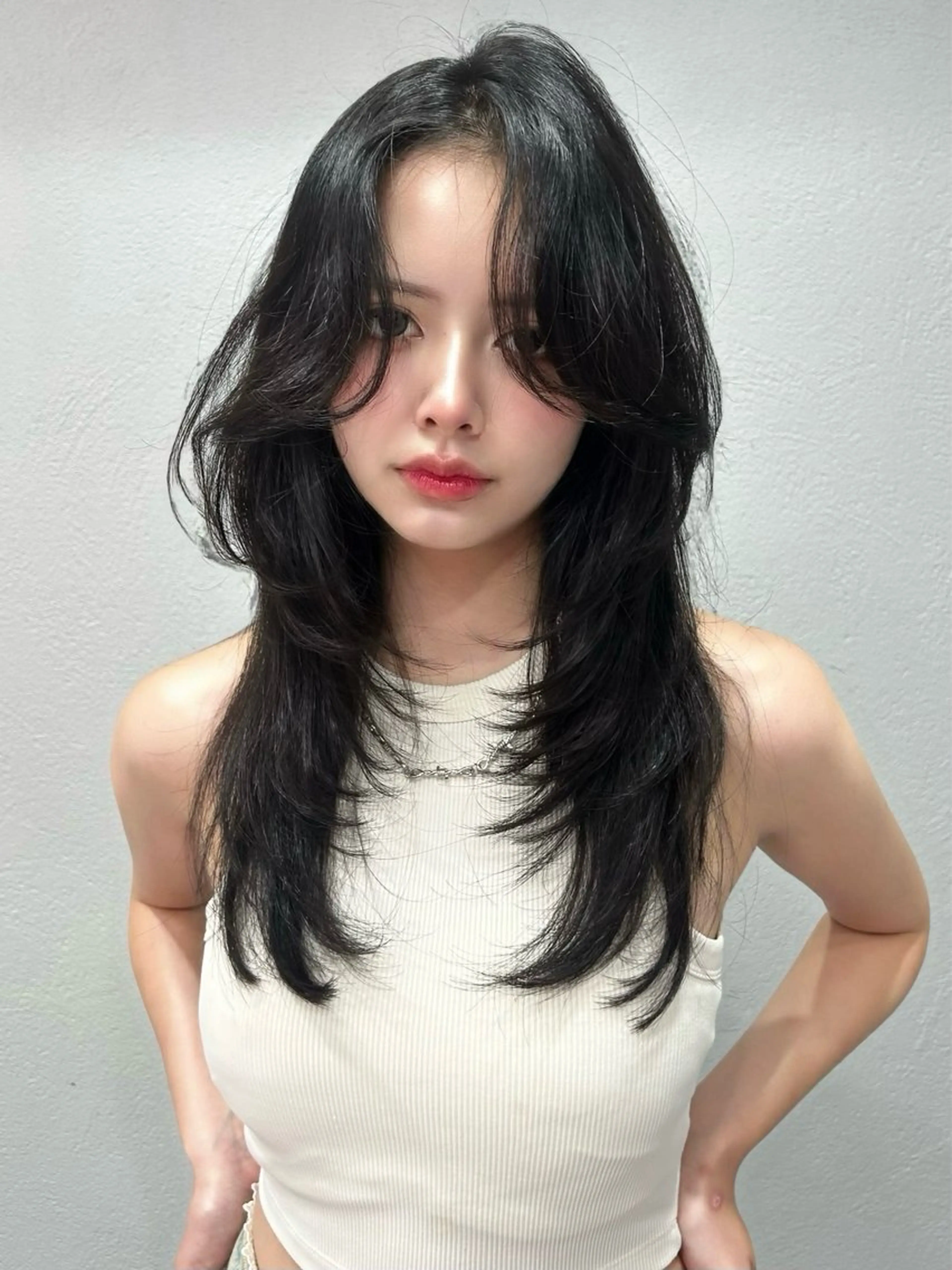 ロング カラー 黒髪 ブルーカラー ラベンダーカラー 小顔カット トリートメント カット ヘアカラー トリートメント 表参道/ワンホンヘア SAAYA🖤のヘアスタイル
