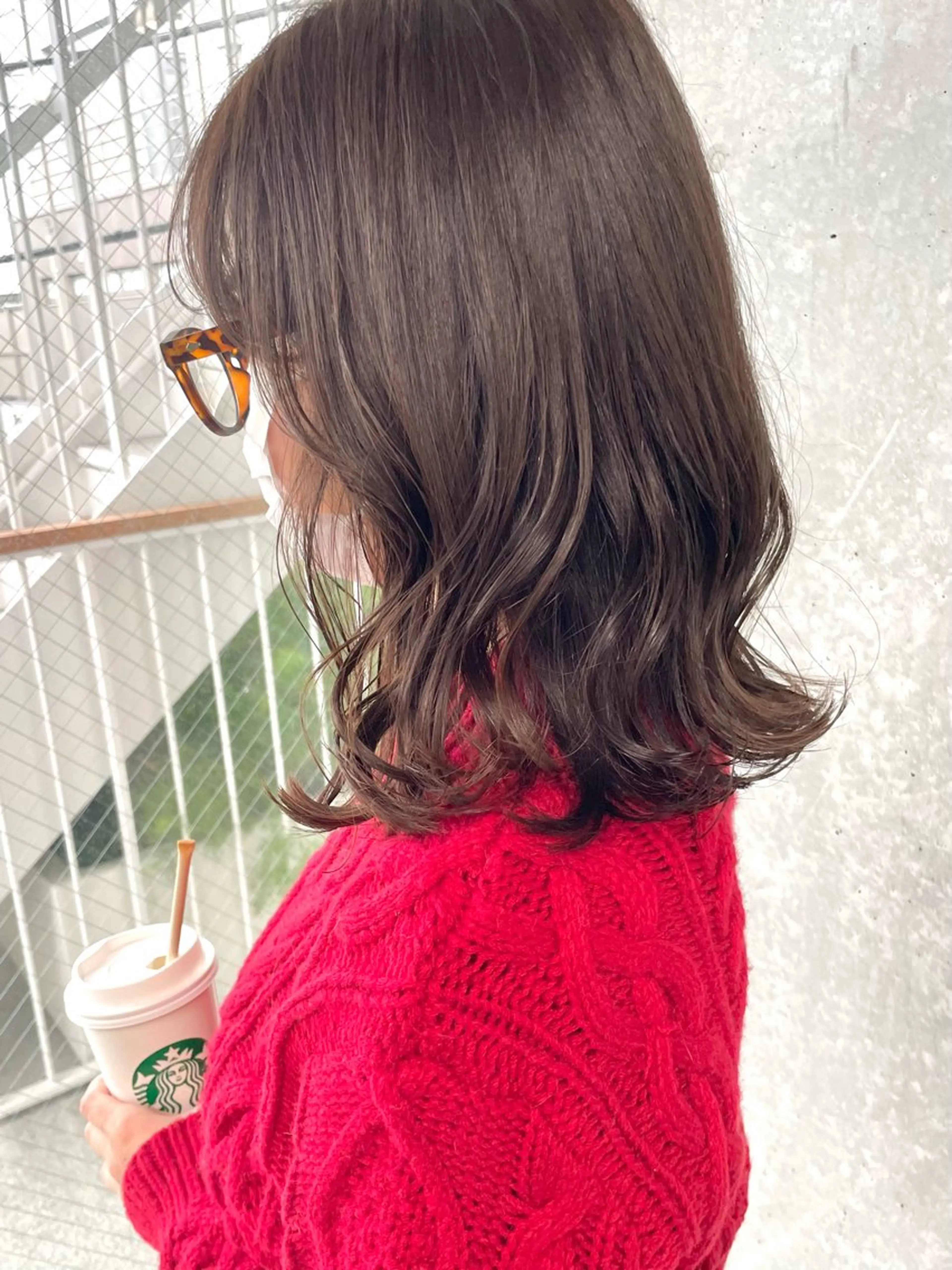セミロング カラー ヘアアレンジ カット ヘアカラー トリートメント メンズ似合わせ🪞 副店長 kotoriのヘアスタイル