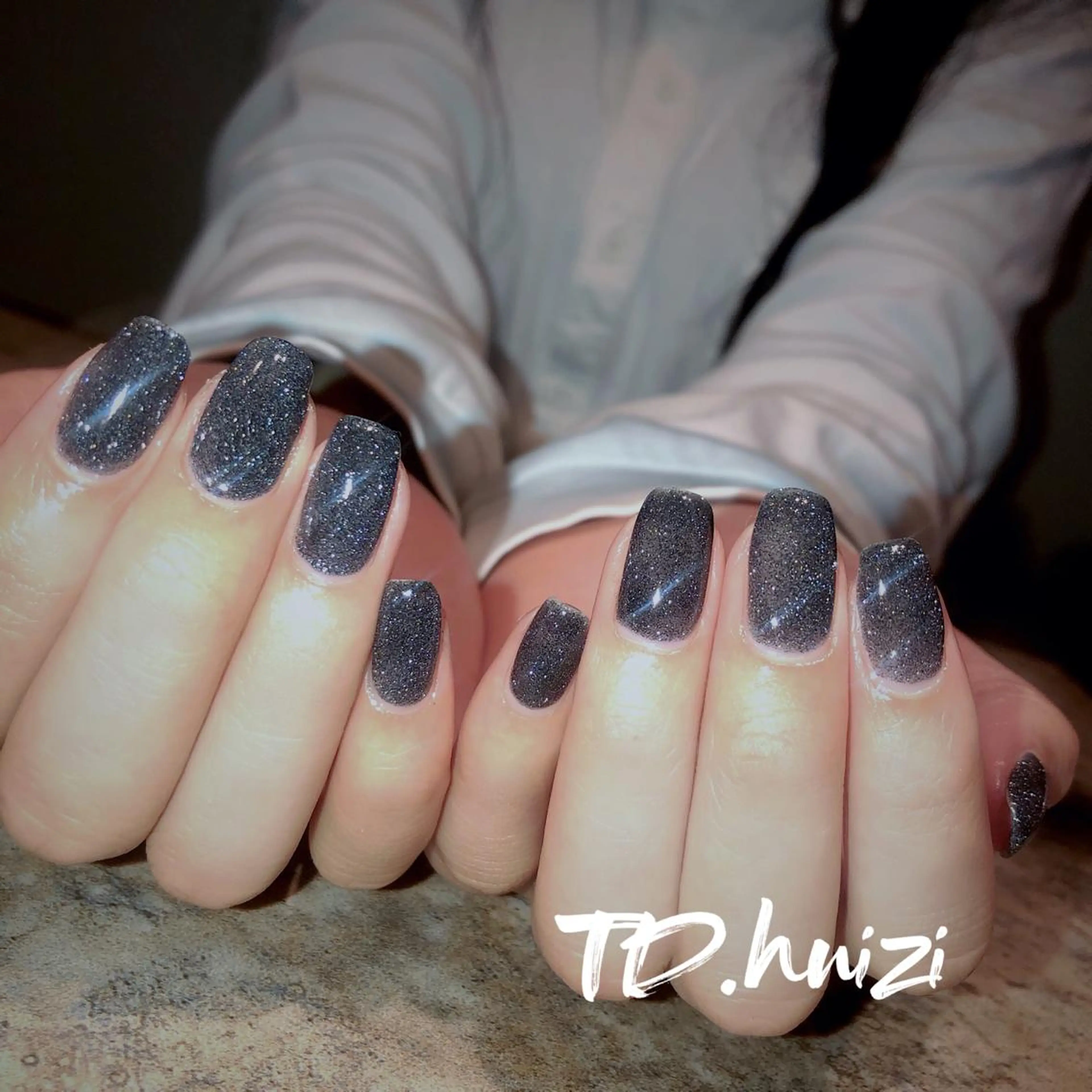 ミディアム めぐみのネイルサロン スタッフ練習のネイルデザイン