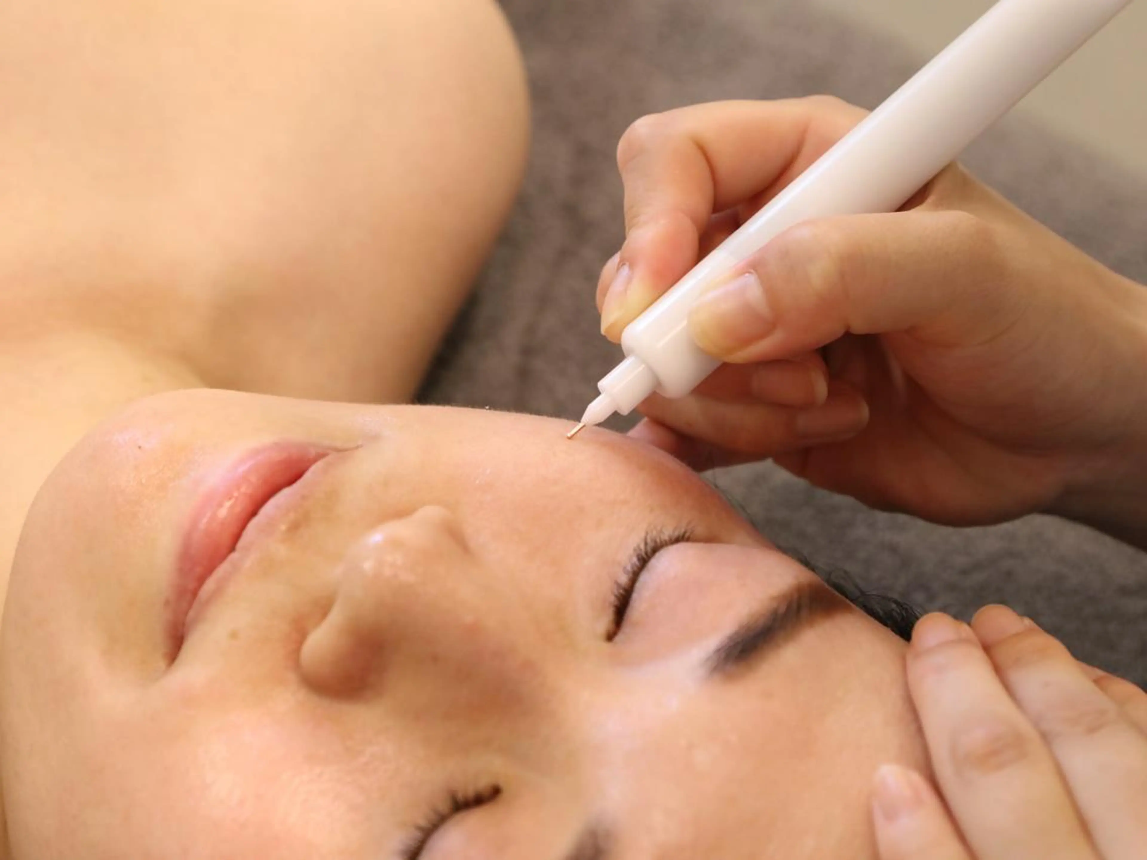 エステ NADEKA所属・河原町NADEKA シミケア/ララピールのエステ・リラクイメージ