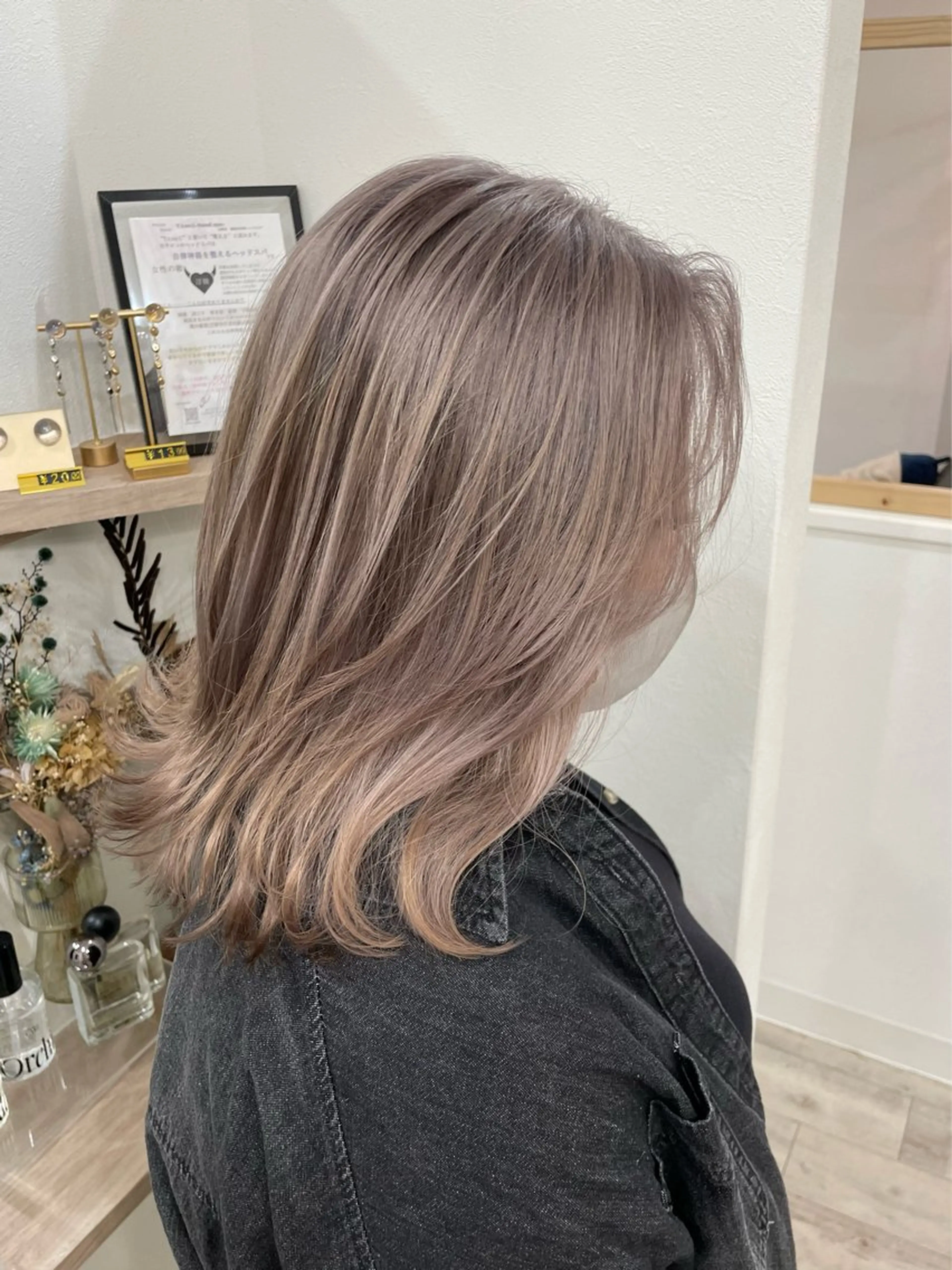 ミディアム カラー ブリーチ ケアブリーチ hair salon Lihina所属・韓国ヘア🇰🇷 FUMINAのヘアスタイル