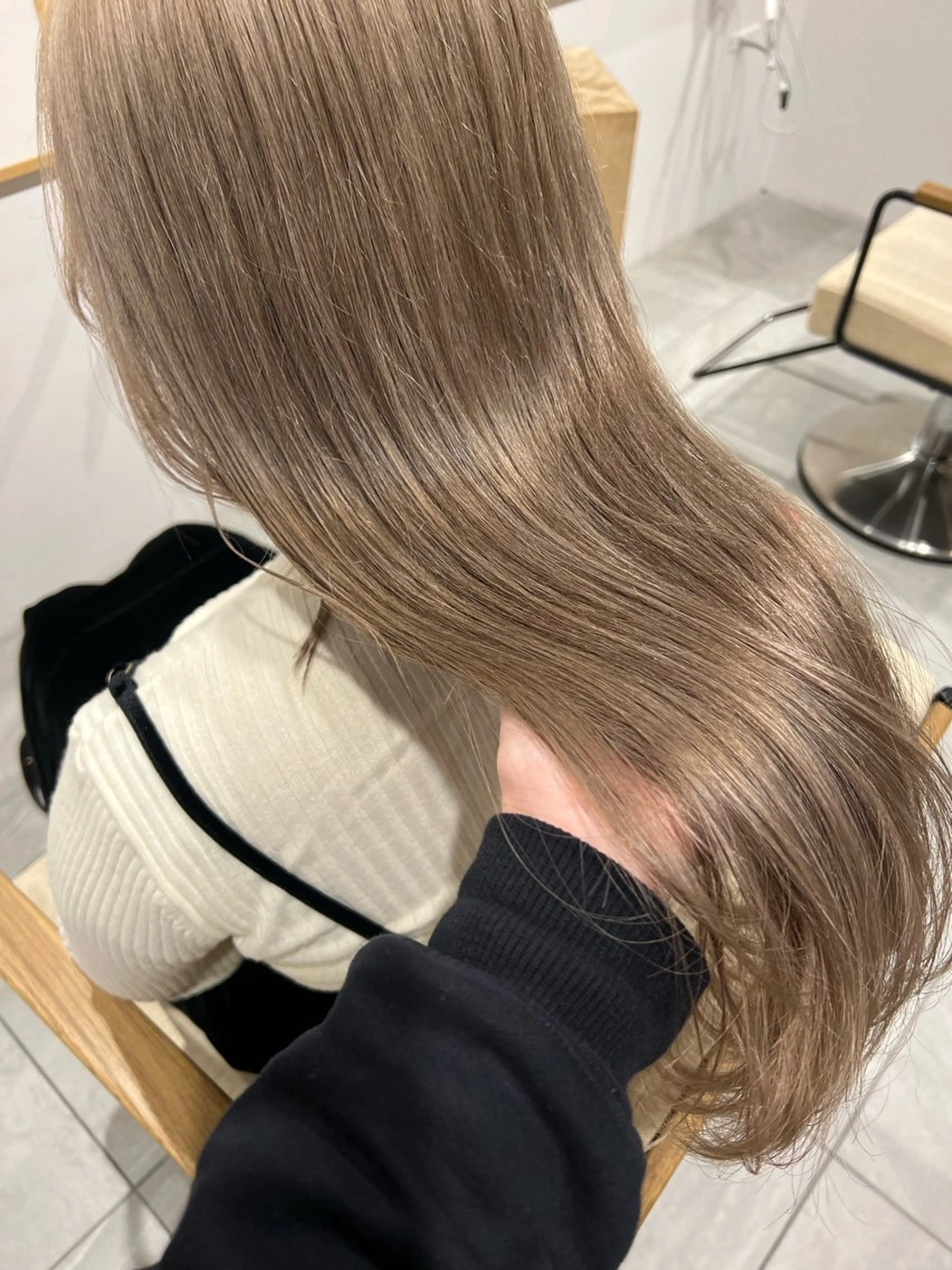 セミロング カラー ブリーチ ケアブリーチ 髪質改善 💖京都河原町/ボブ /透明感/moe🌷のヘアスタイル