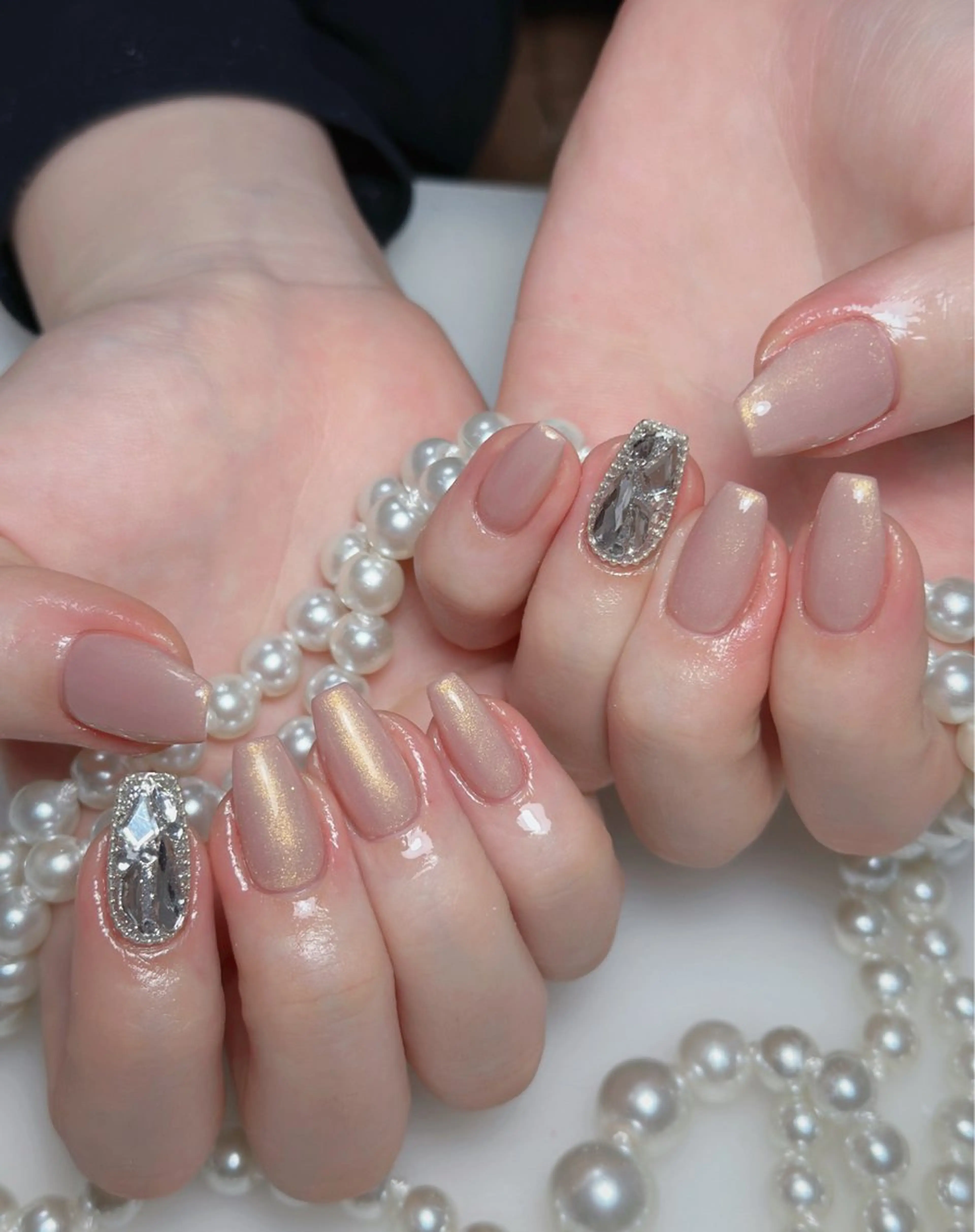 ネイル オーロラネイル 長さ出し フットネイル 韓国ネイル ラメ(グリッター) 👍thumbs up nail👍のネイルデザイン