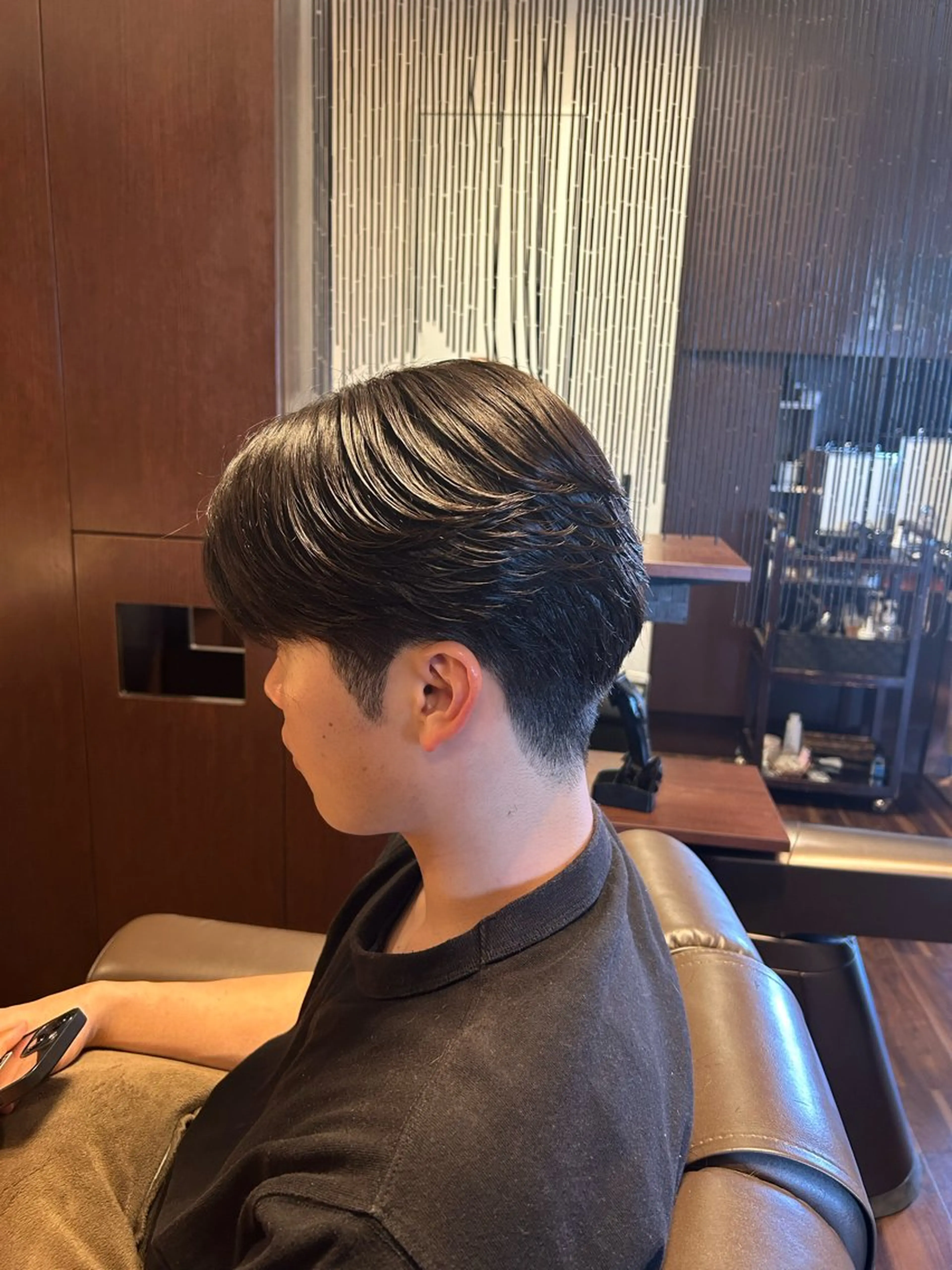 ショート 似合わせレイヤー/透 明感カラー/momiのヘアスタイル